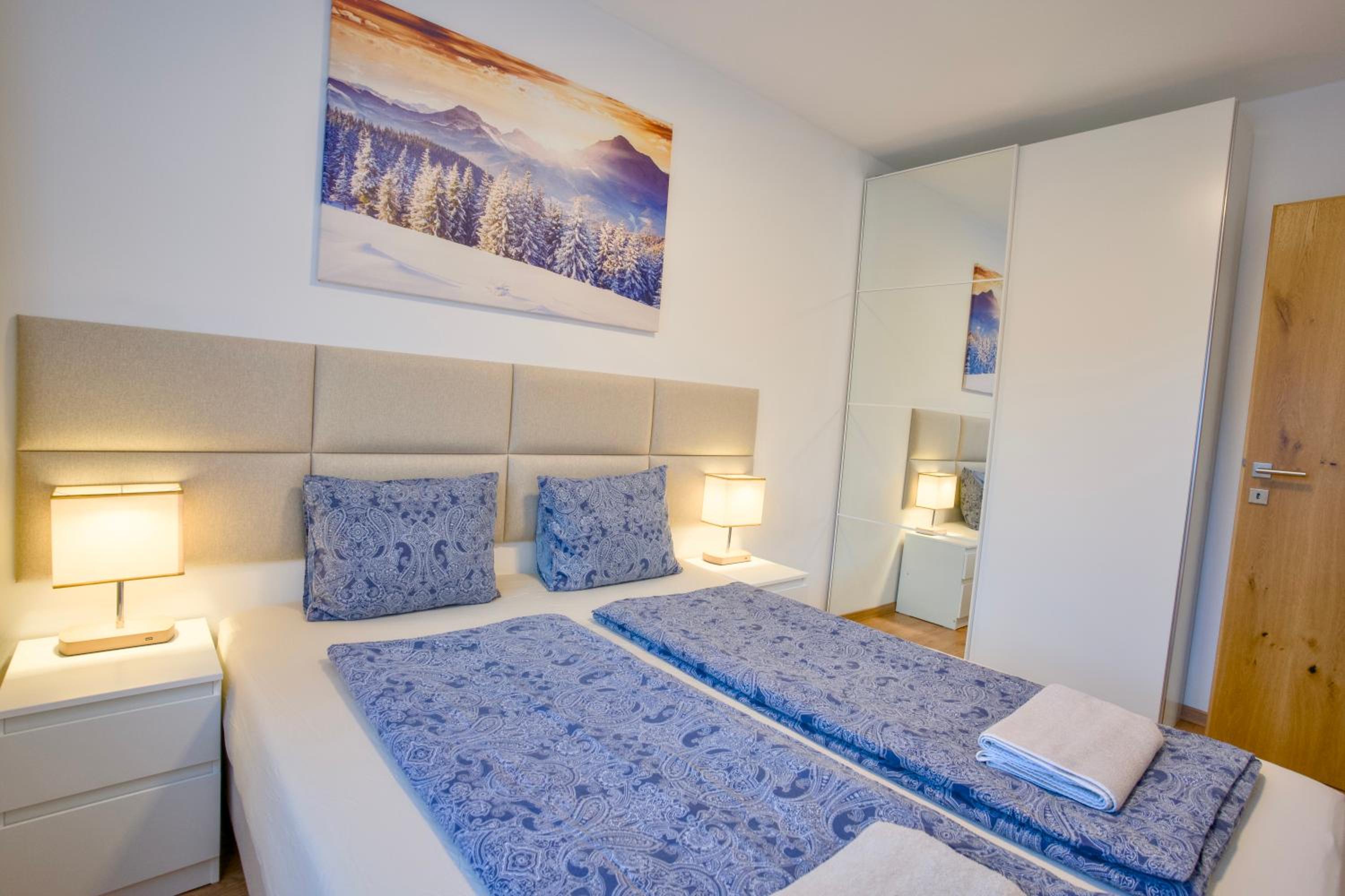 Two-Bedroom Apartment - Photo 9