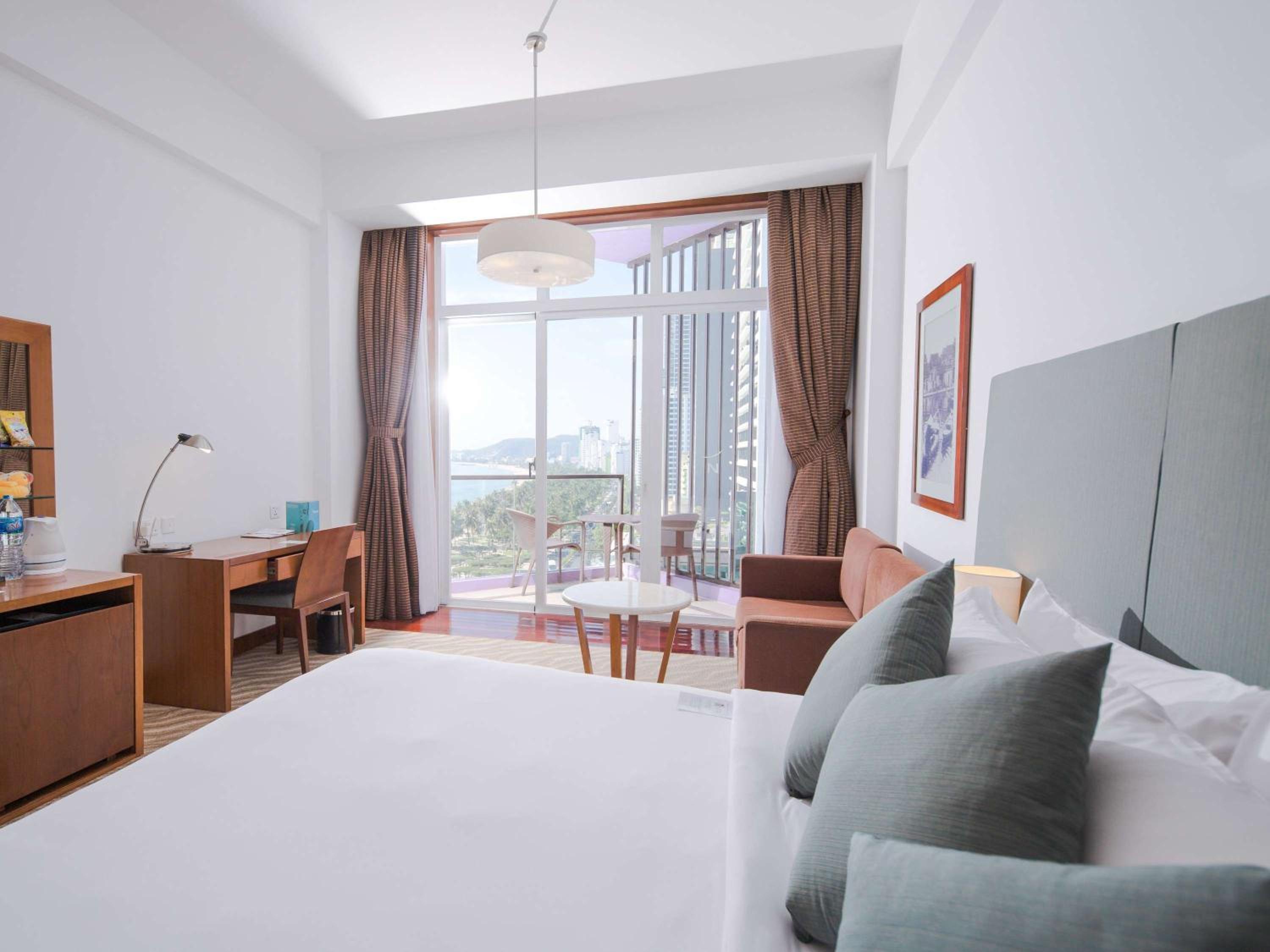 Standard King Room - Photo 3
