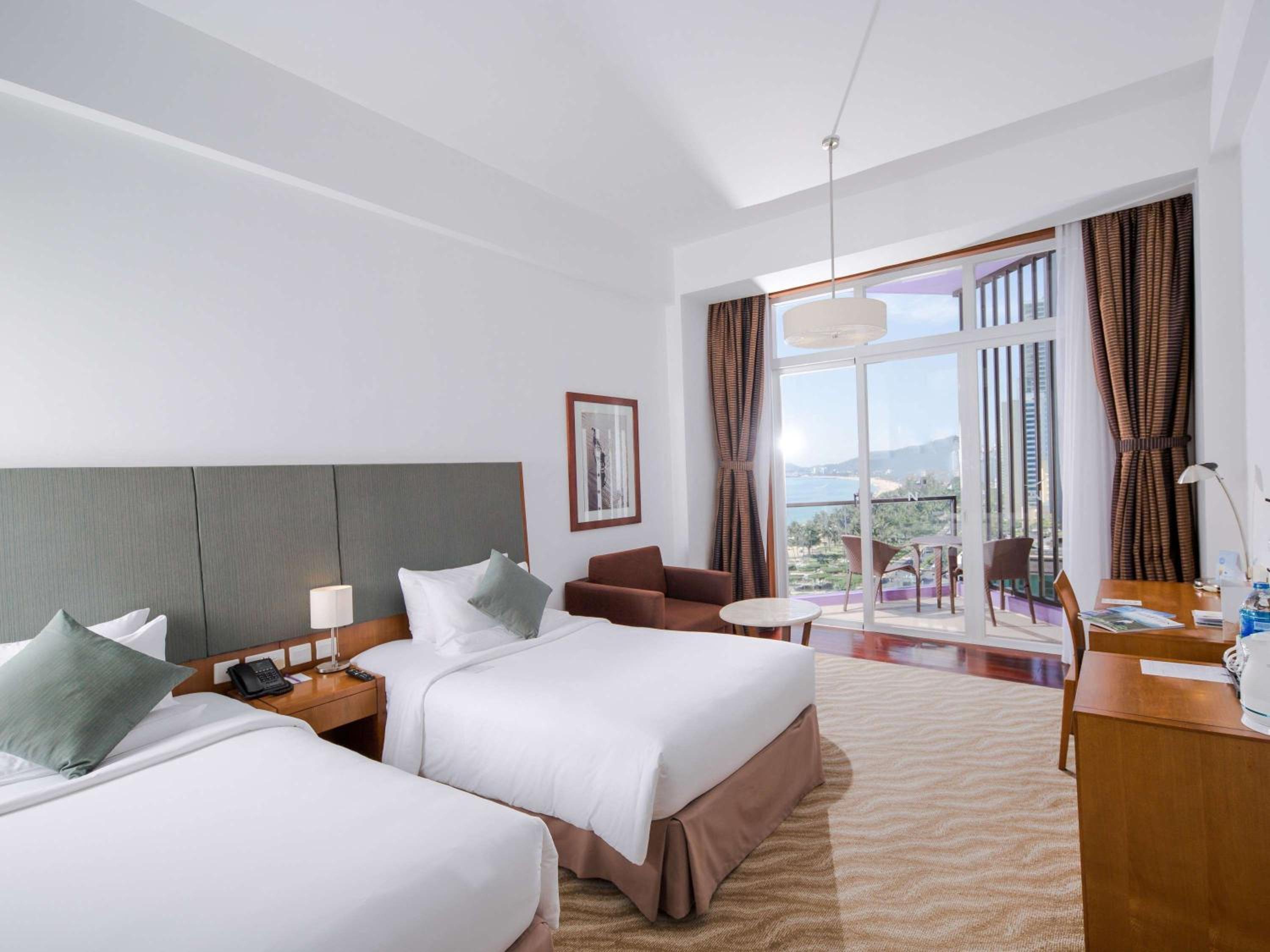 Standard Twin Room - Photo 13