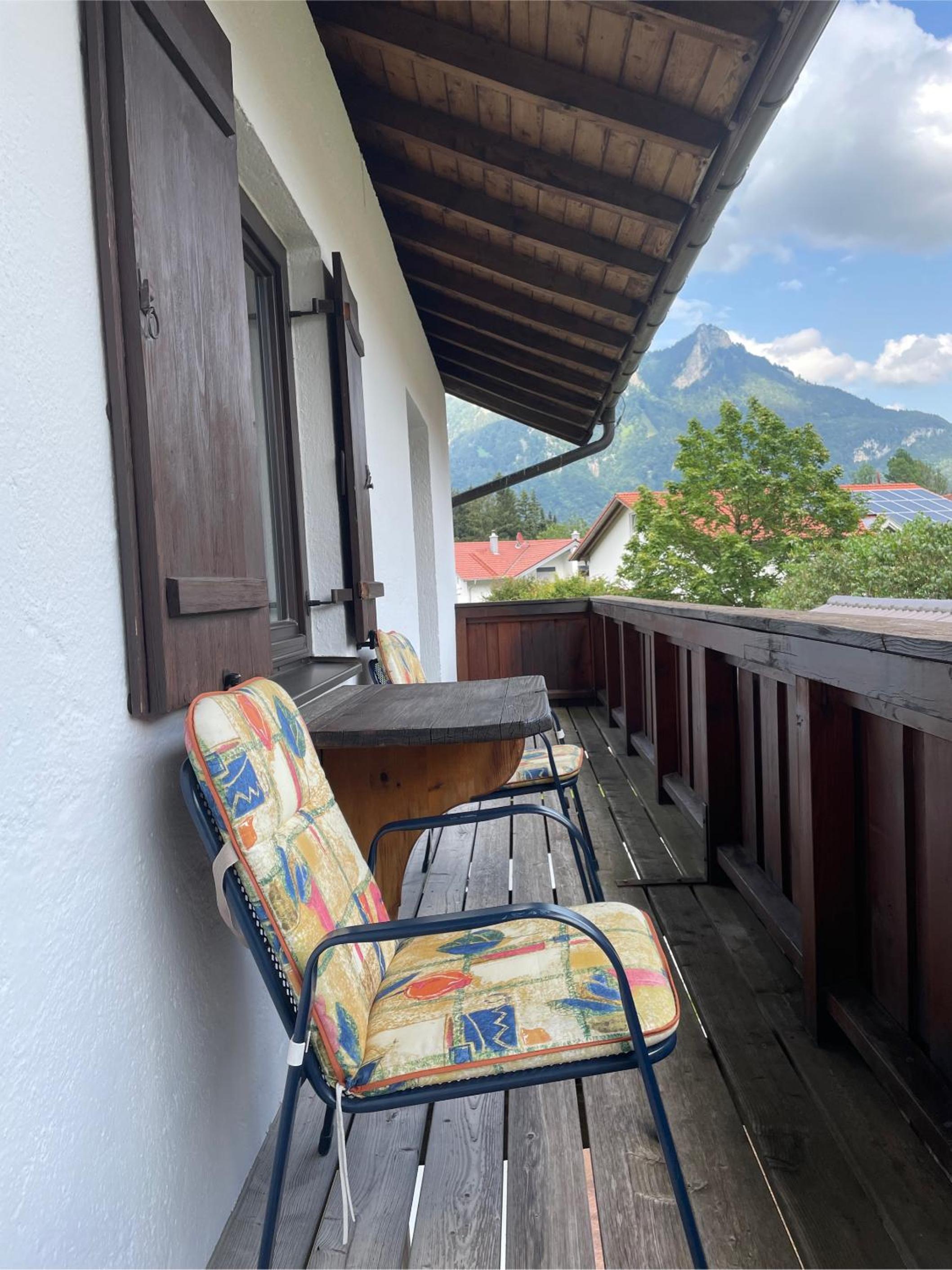 Two-Bedroom Apartment with Mountain View photo 2