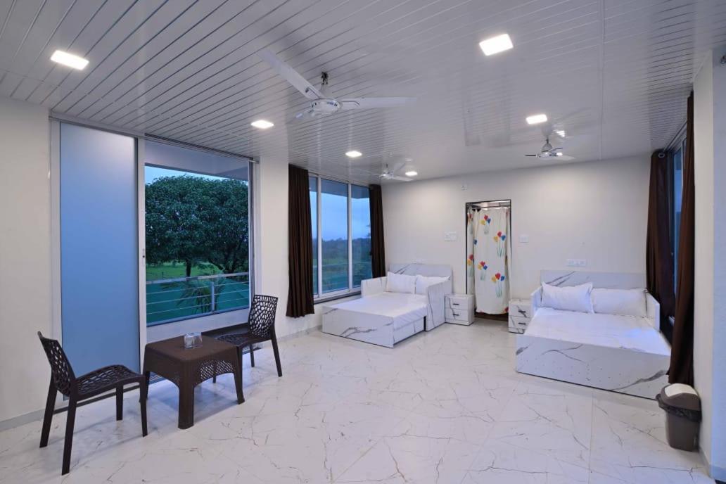 Villa photo 1