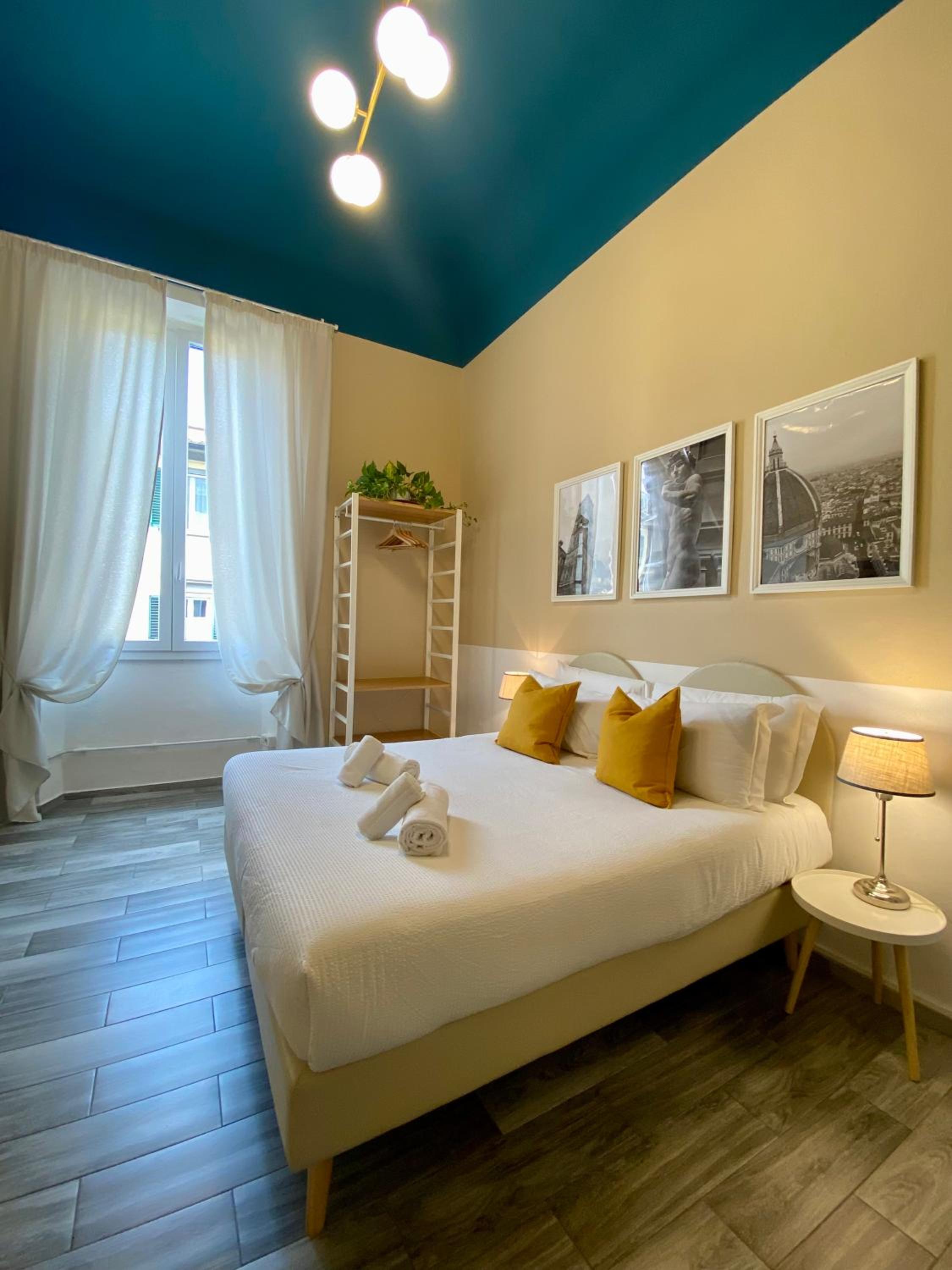 Twin Room with Private Bathroom photo 1