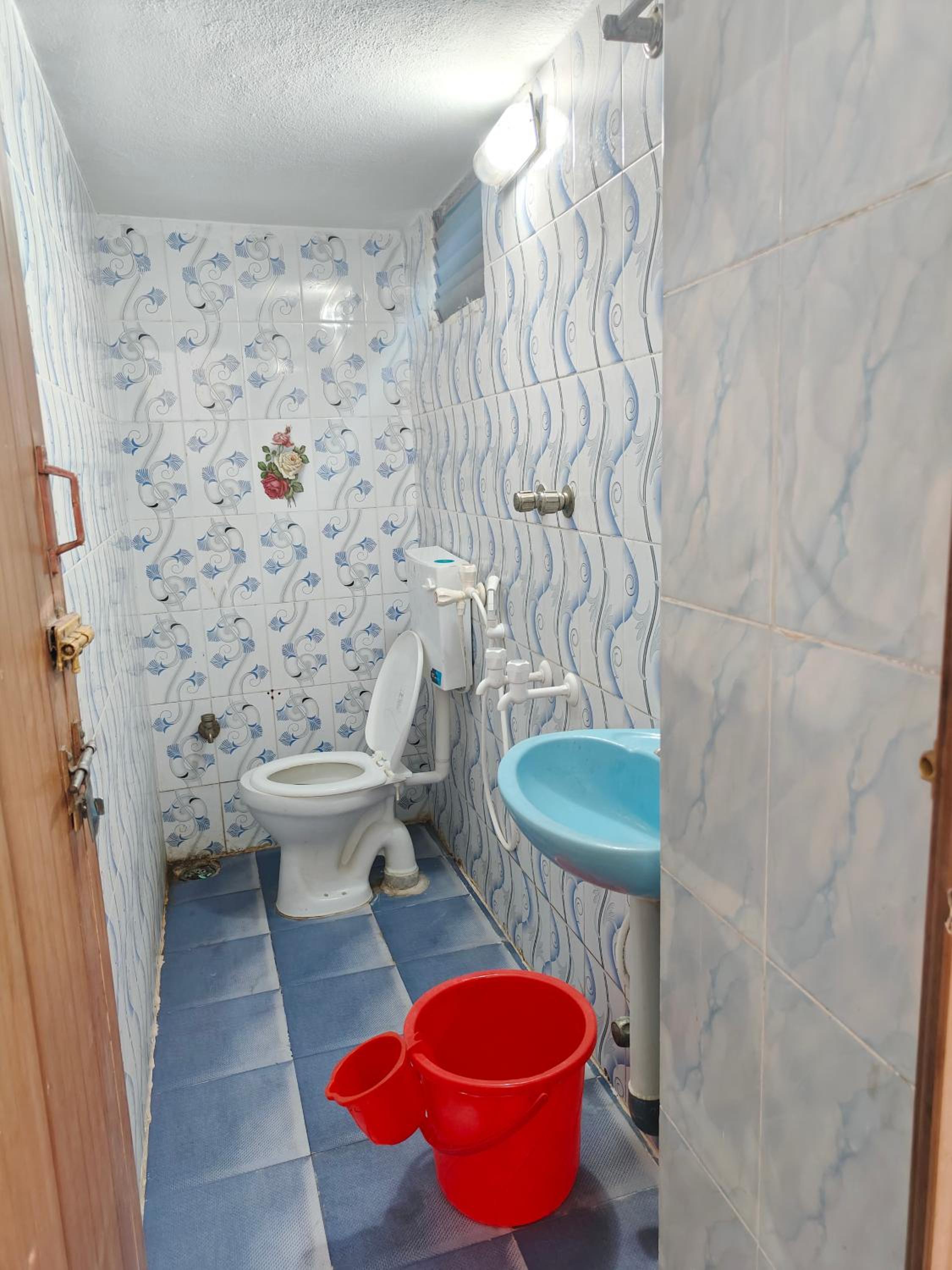 Budget Double Room photo 3