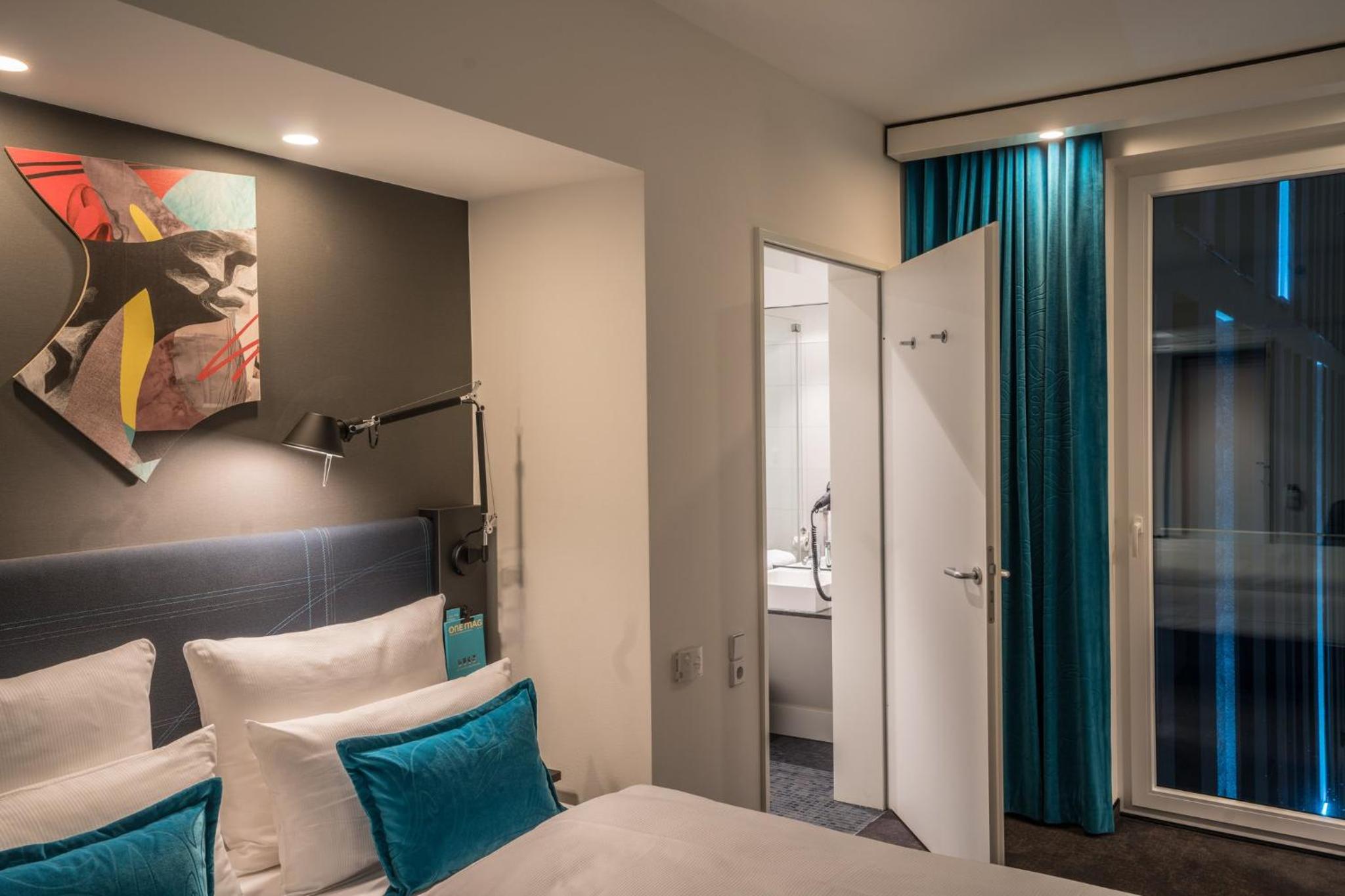 Standard Double Room with City View photo 3