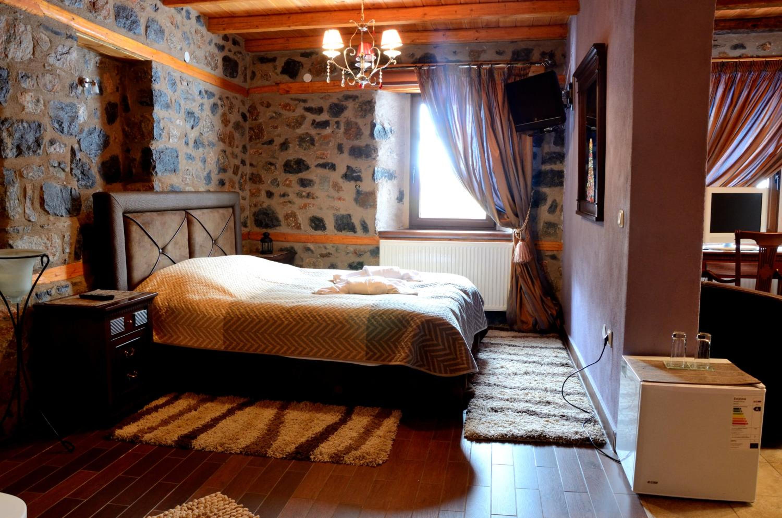 Double Room with Fireplace photo 3