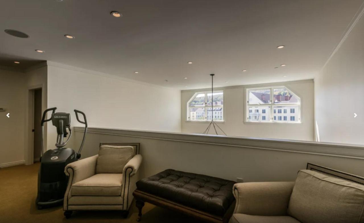 Four-Bedroom Vacation Home photo 1