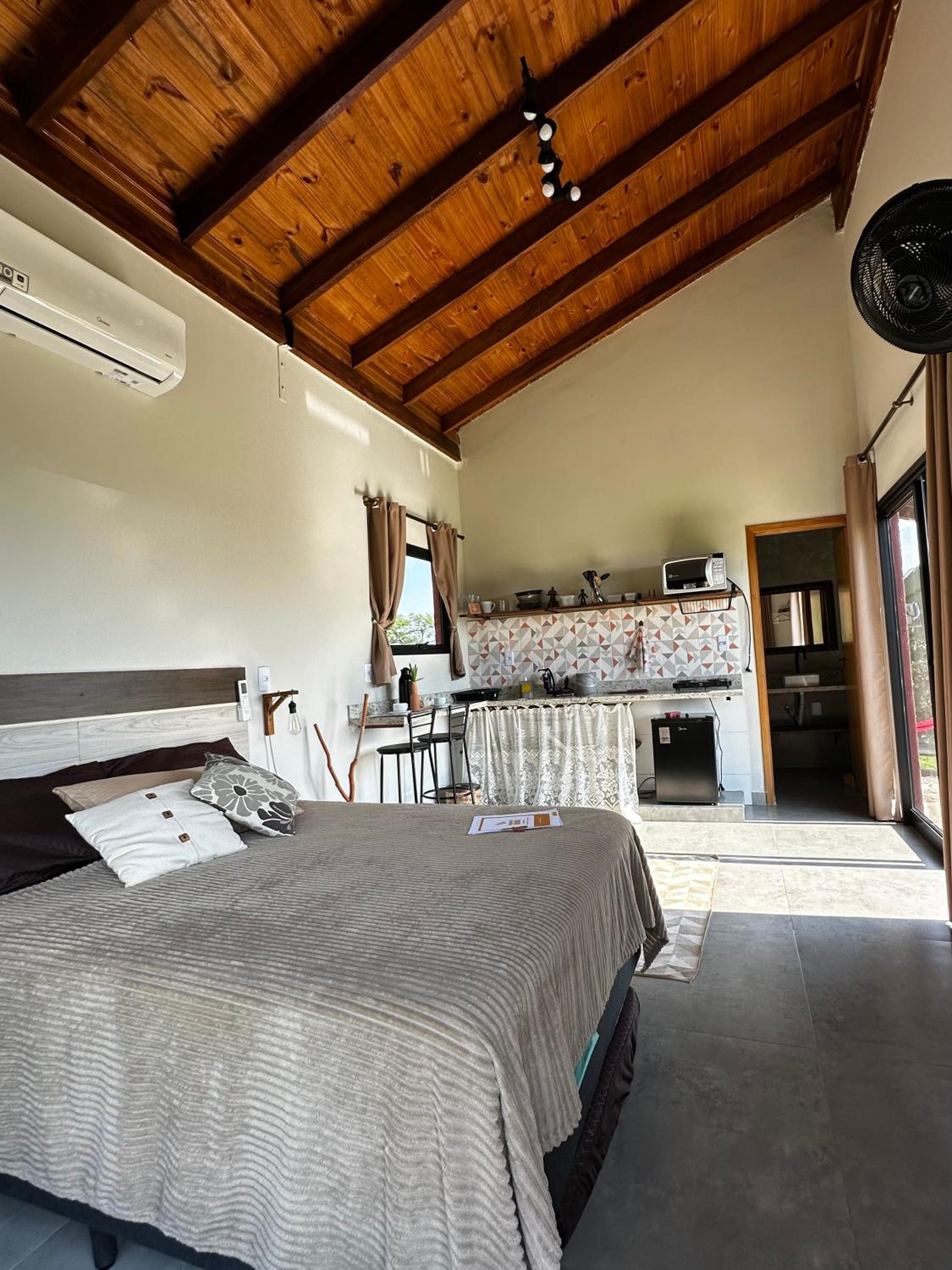 One-Bedroom House photo 1