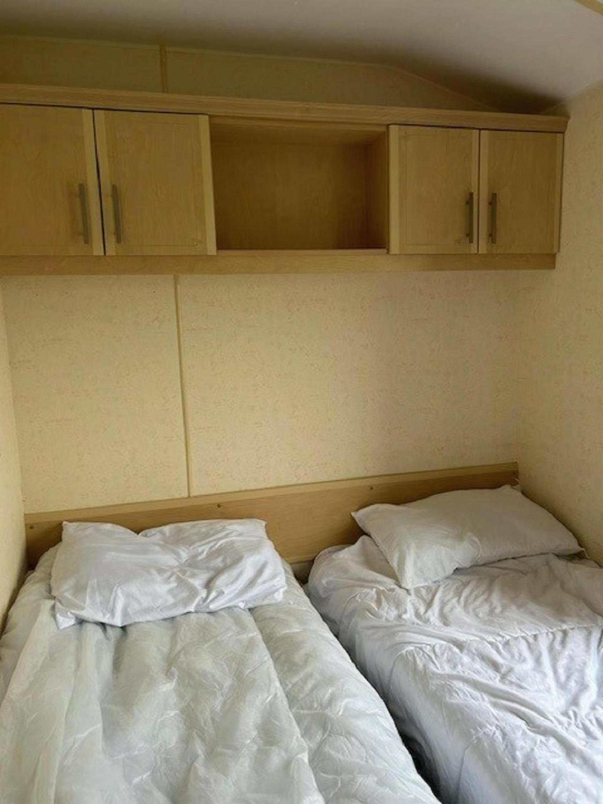 Mobile Home photo 3