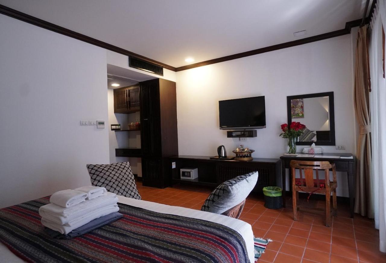 Superior Double Room with Balcony - Photo 5