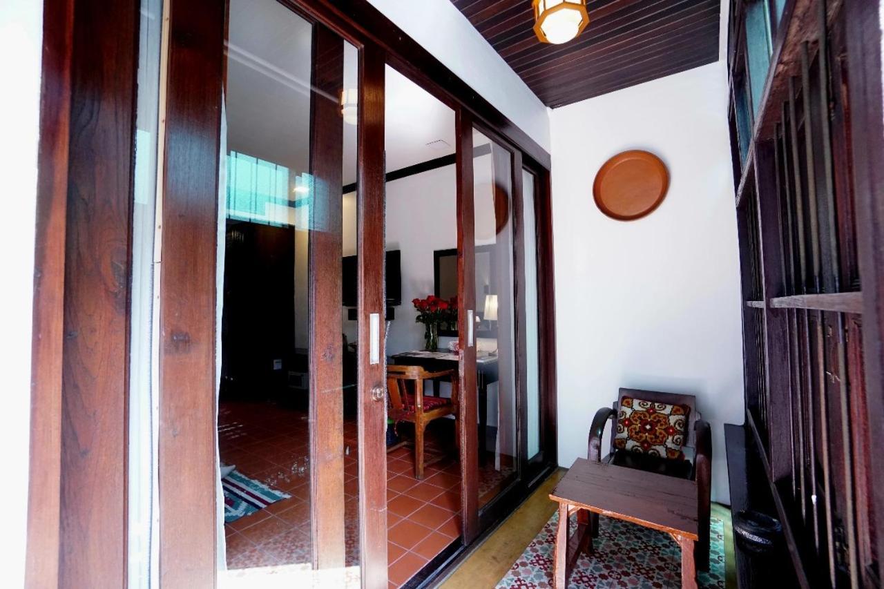 Superior Twin Room with Balcony - Photo 15