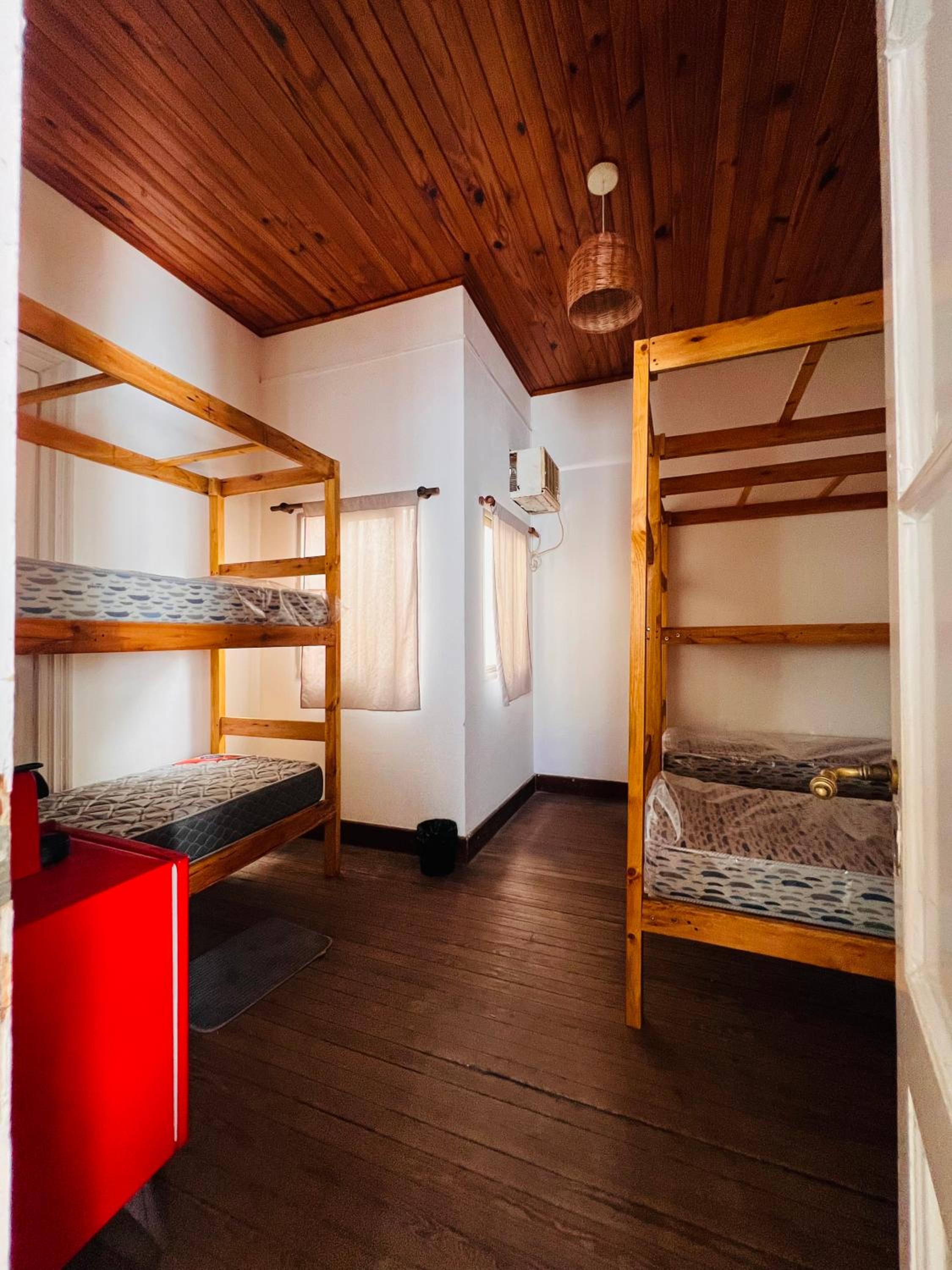 6-Bed Mixed Dormitory Room photo 1