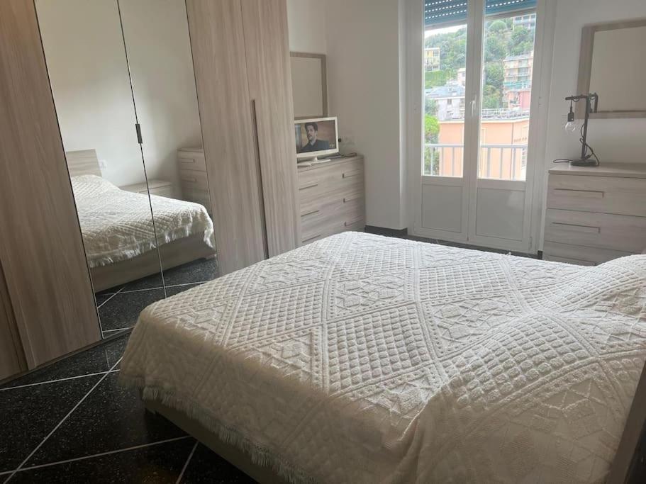 One-Bedroom Apartment with Balcony