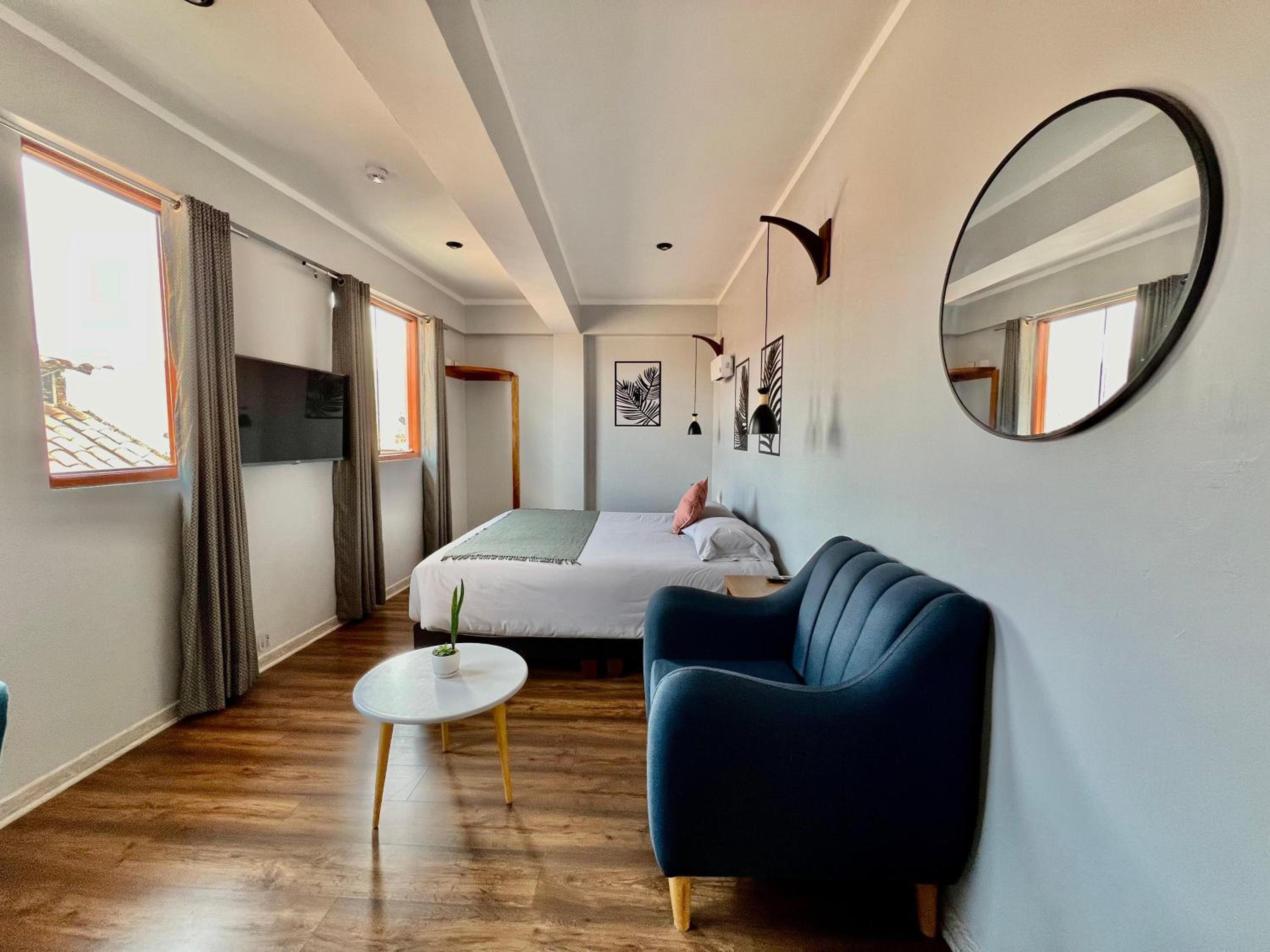 Deluxe King Room photo 3
