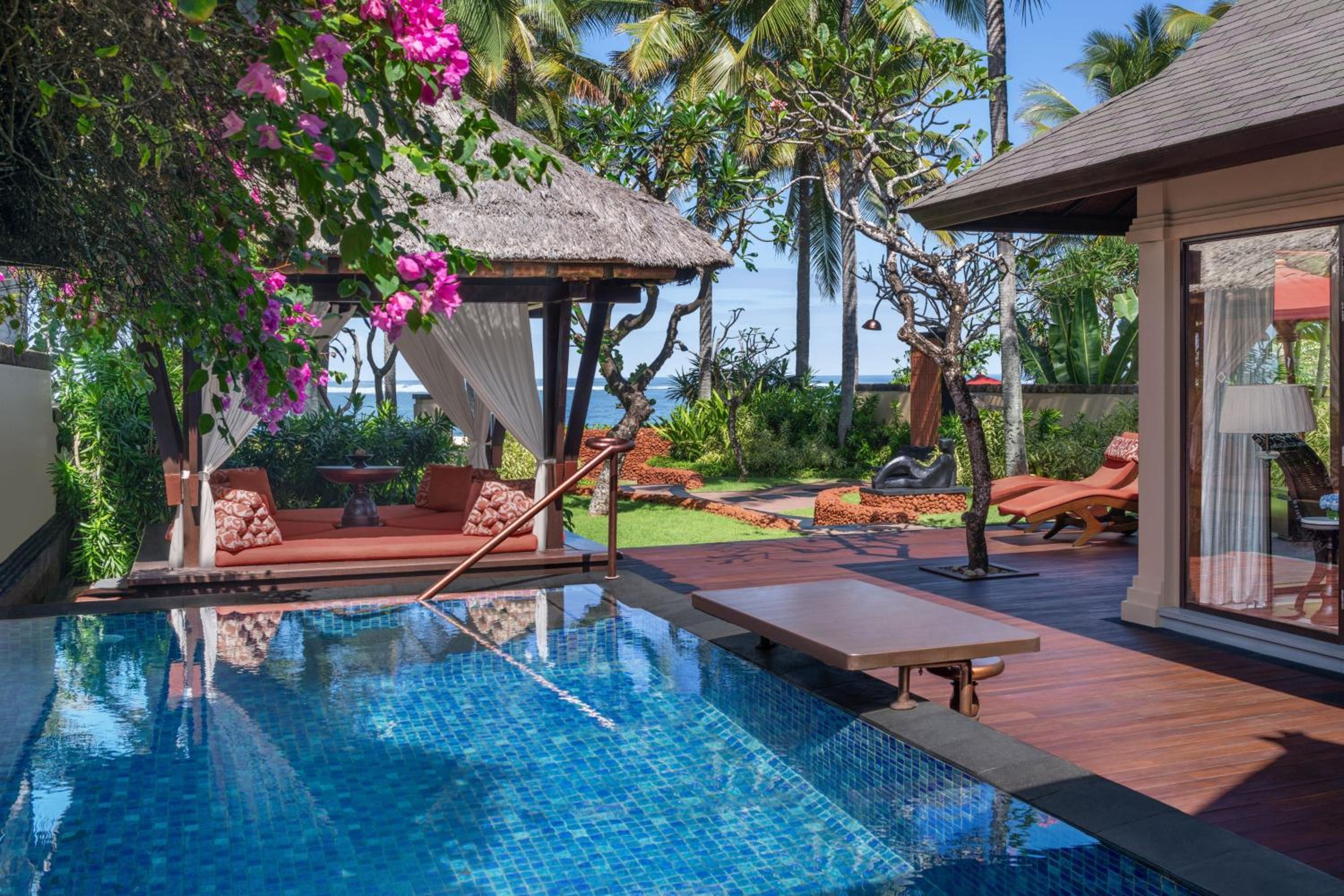 The Strand Villa, 1 Bedroom Villa, 1 King, Oceanfront, Private Pool with Complimentary Airport Transfer - Photo 7