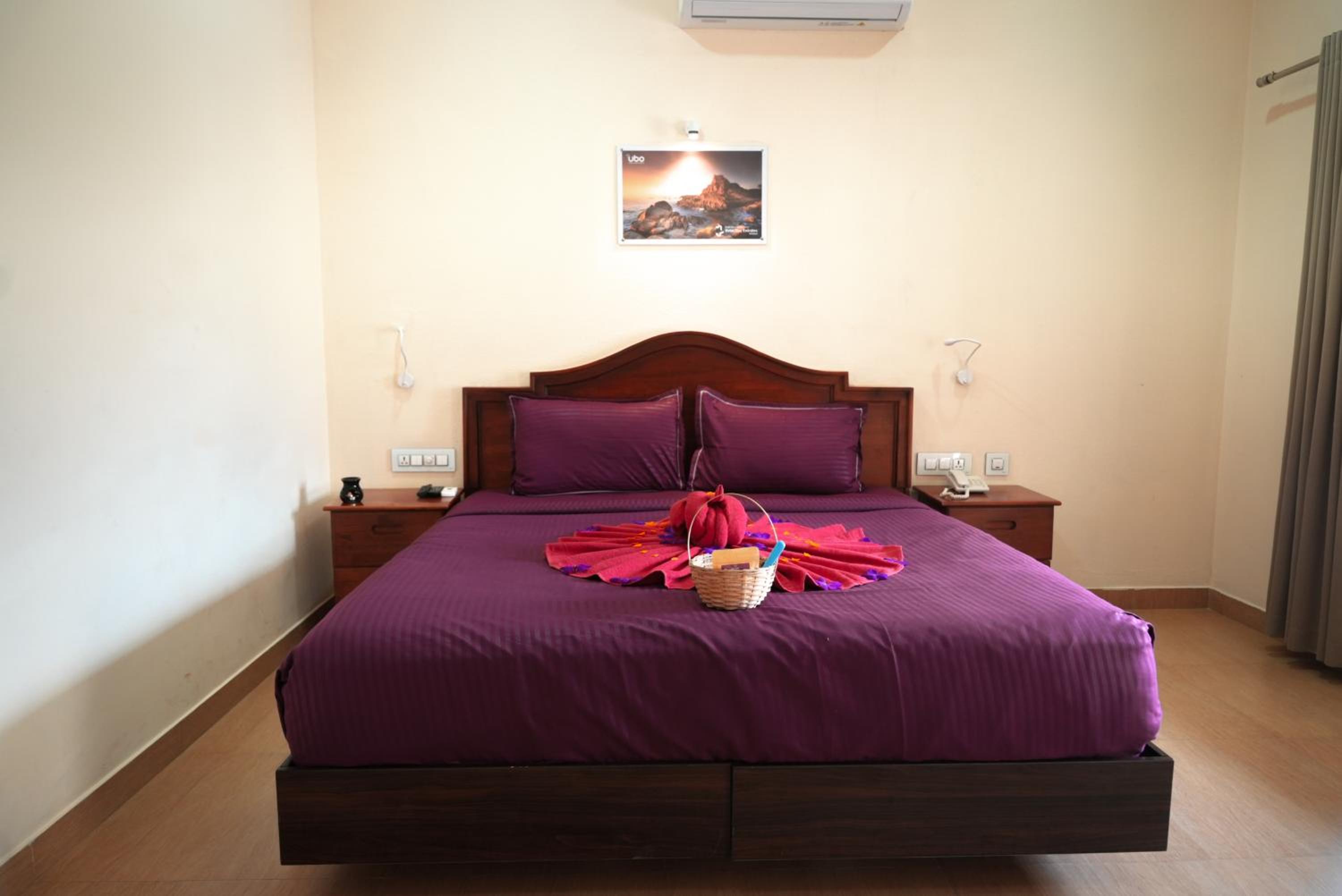 Superior King Room photo 2