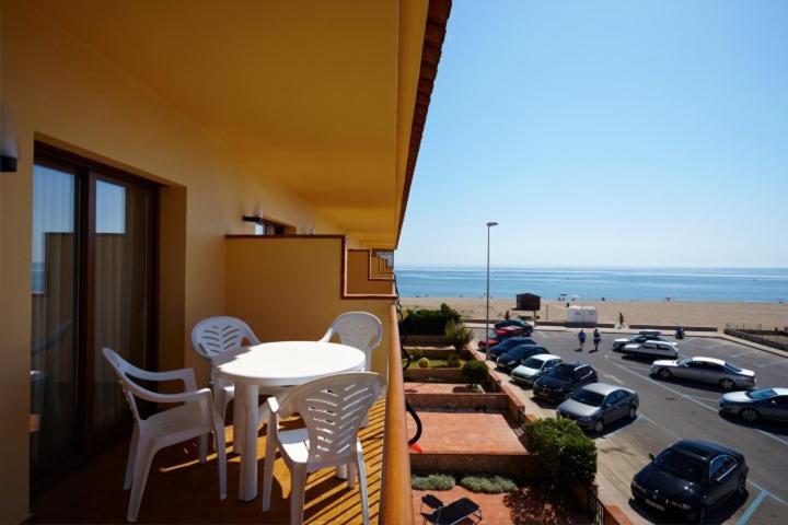 Two-Bedroom Apartment (5 Adults) photo 2