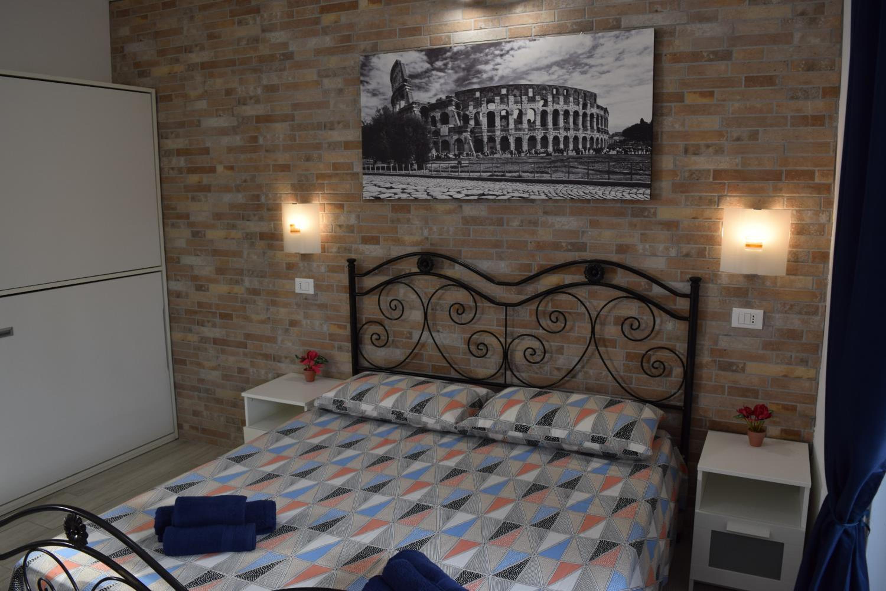 Quadruple Room with Private Bathroom photo 2