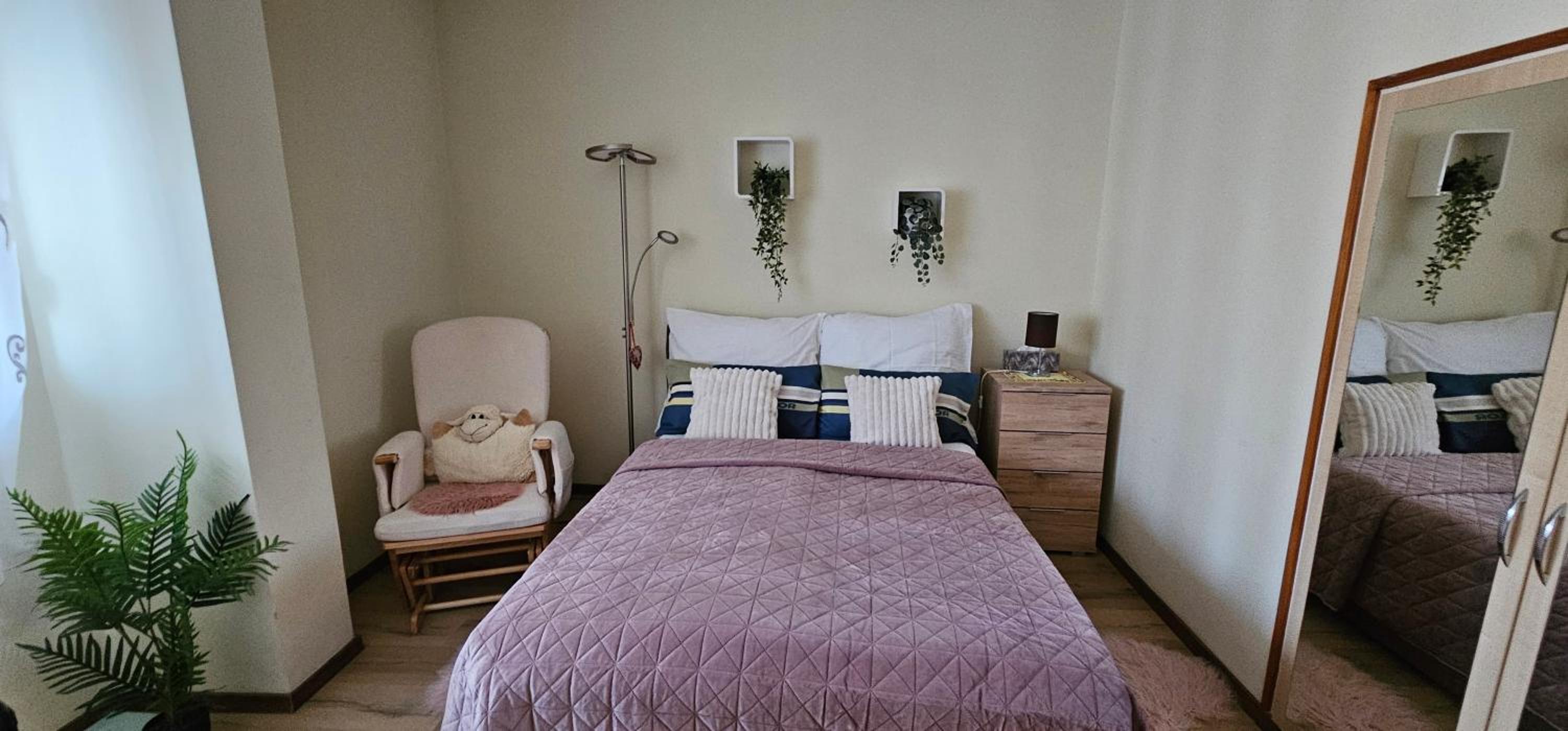 Three-Bedroom Apartment - Photo 22