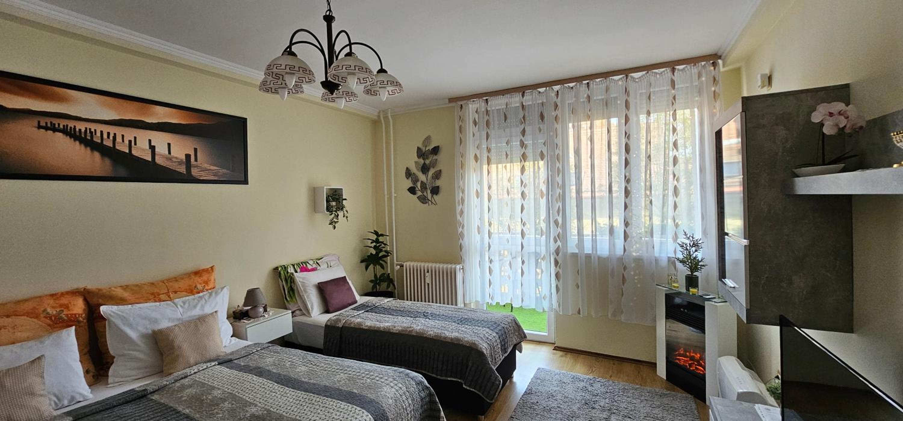 Three-Bedroom Apartment - Photo 27