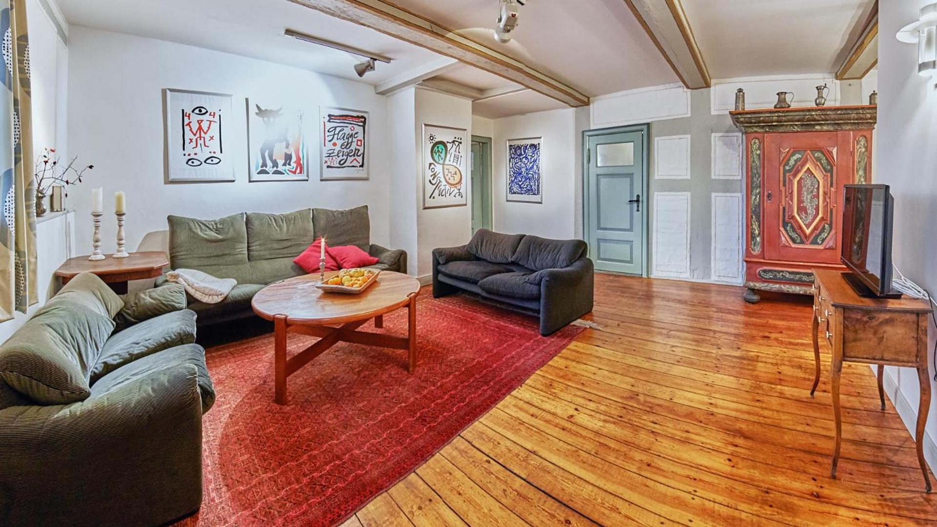 Deluxe Apartment photo 2