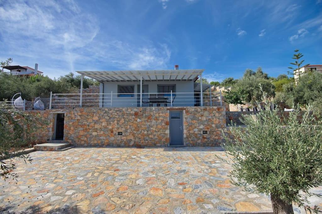 Villa with Private Pool photo 2