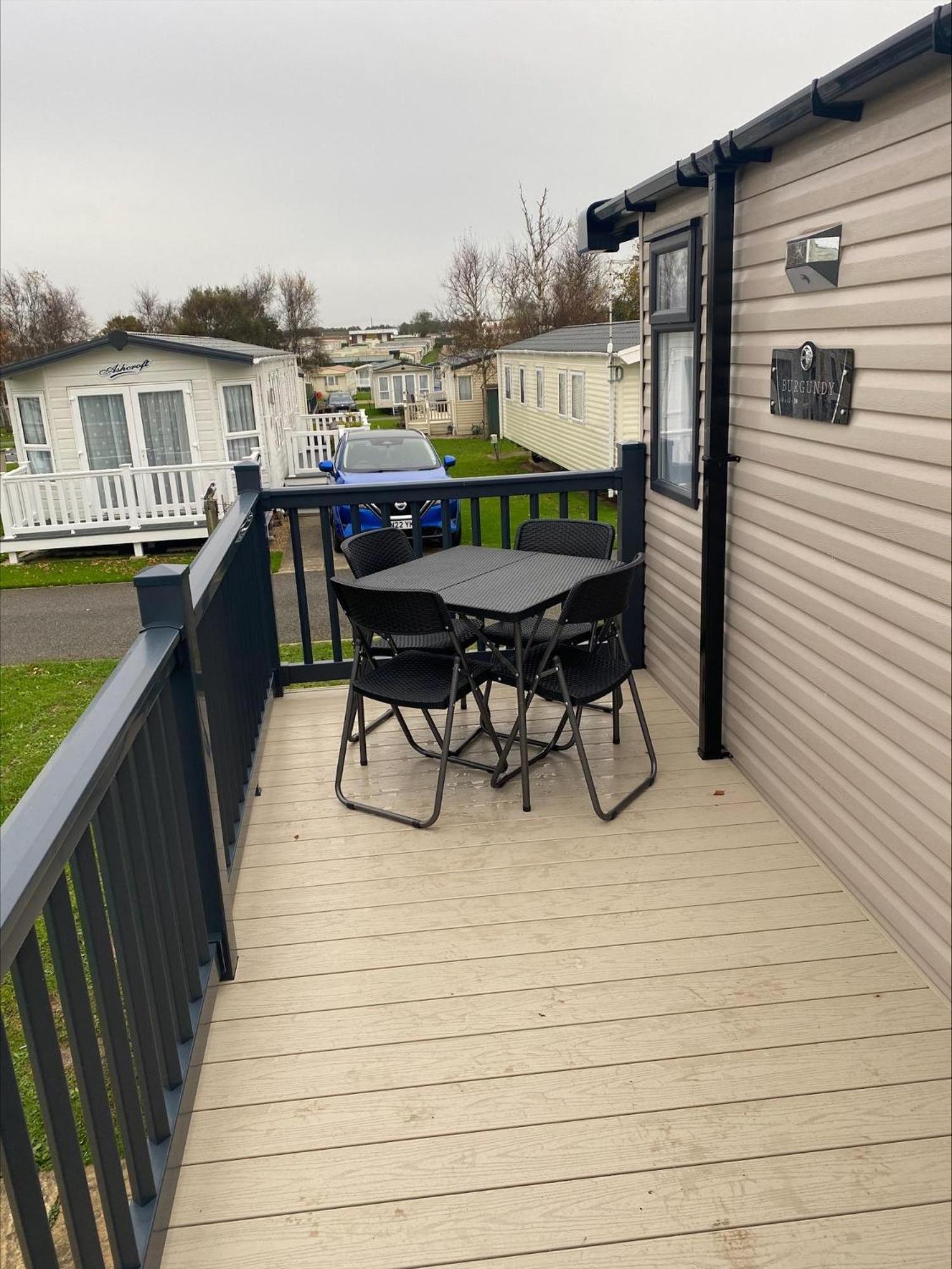 Mobile Home photo 1