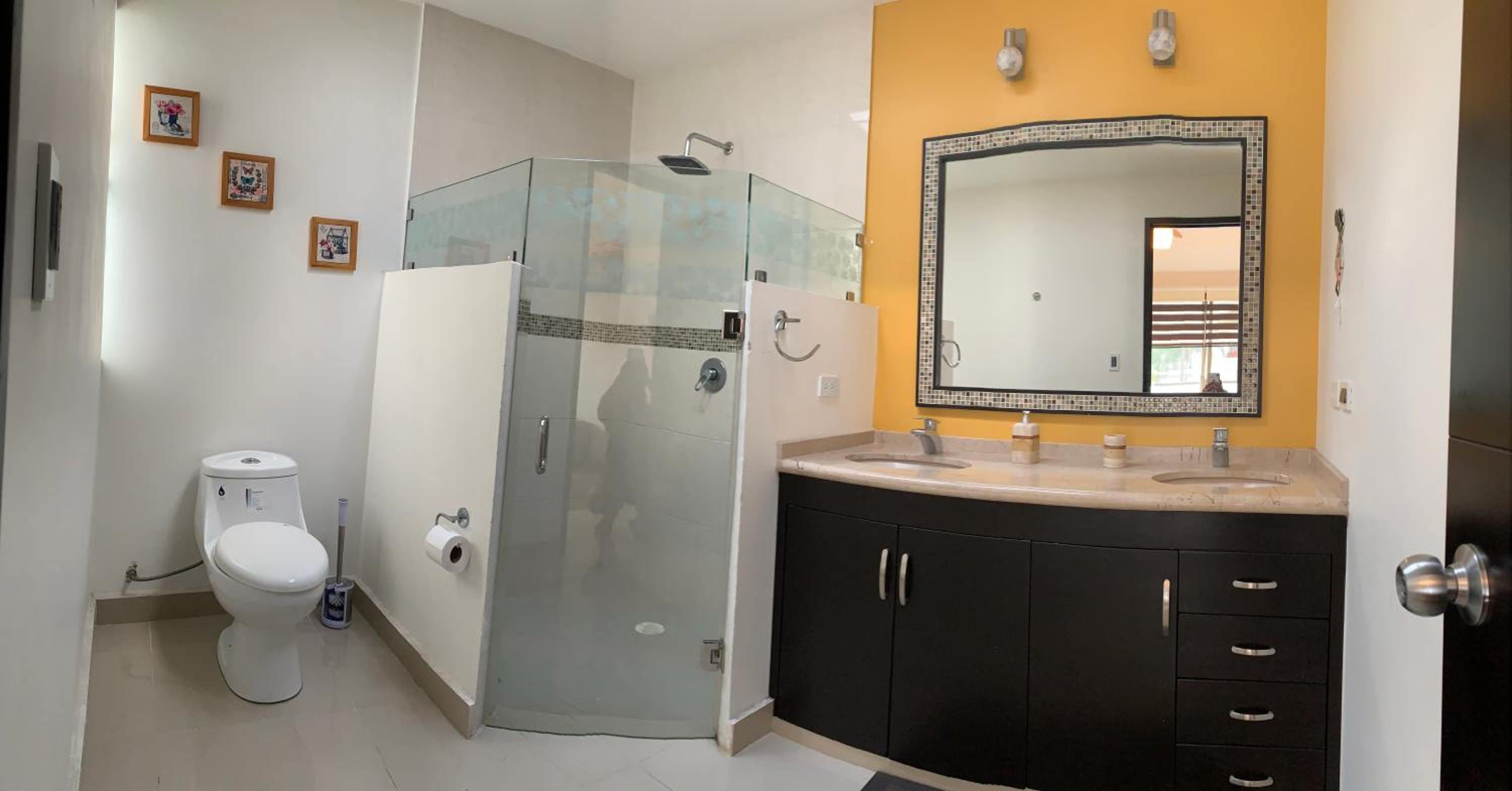Two-Bedroom House photo 3
