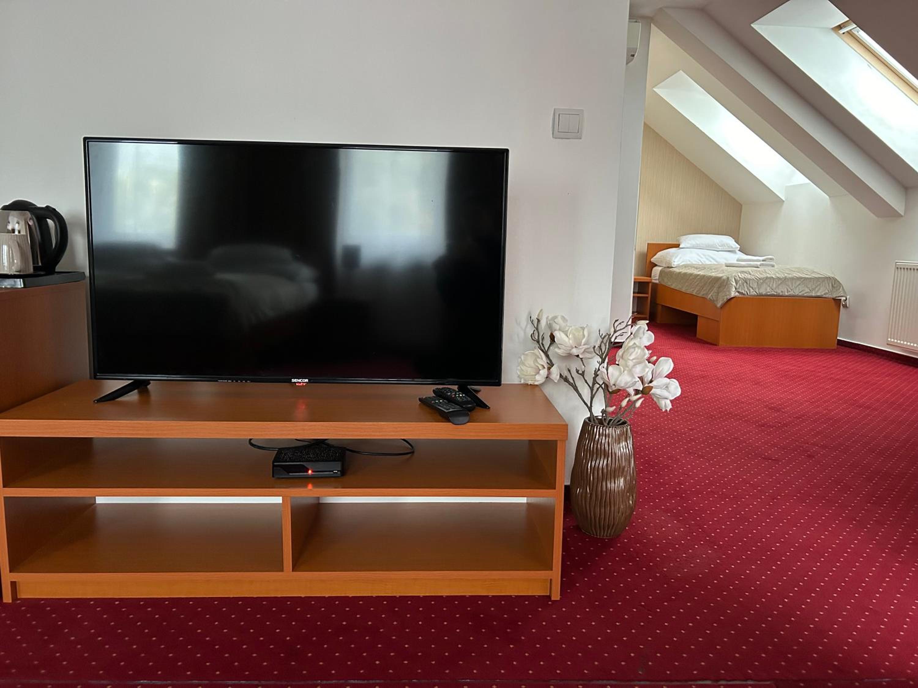 Classic Quadruple Room - Photo 3