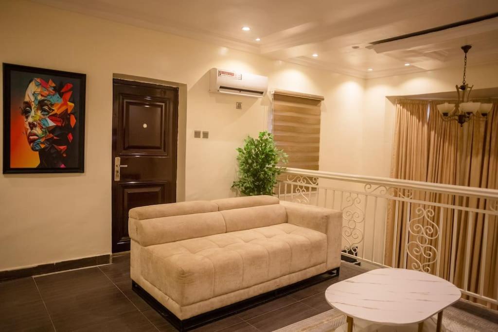 Villa photo 3