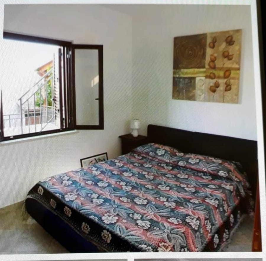 One-Bedroom Apartment with Balcony photo 1