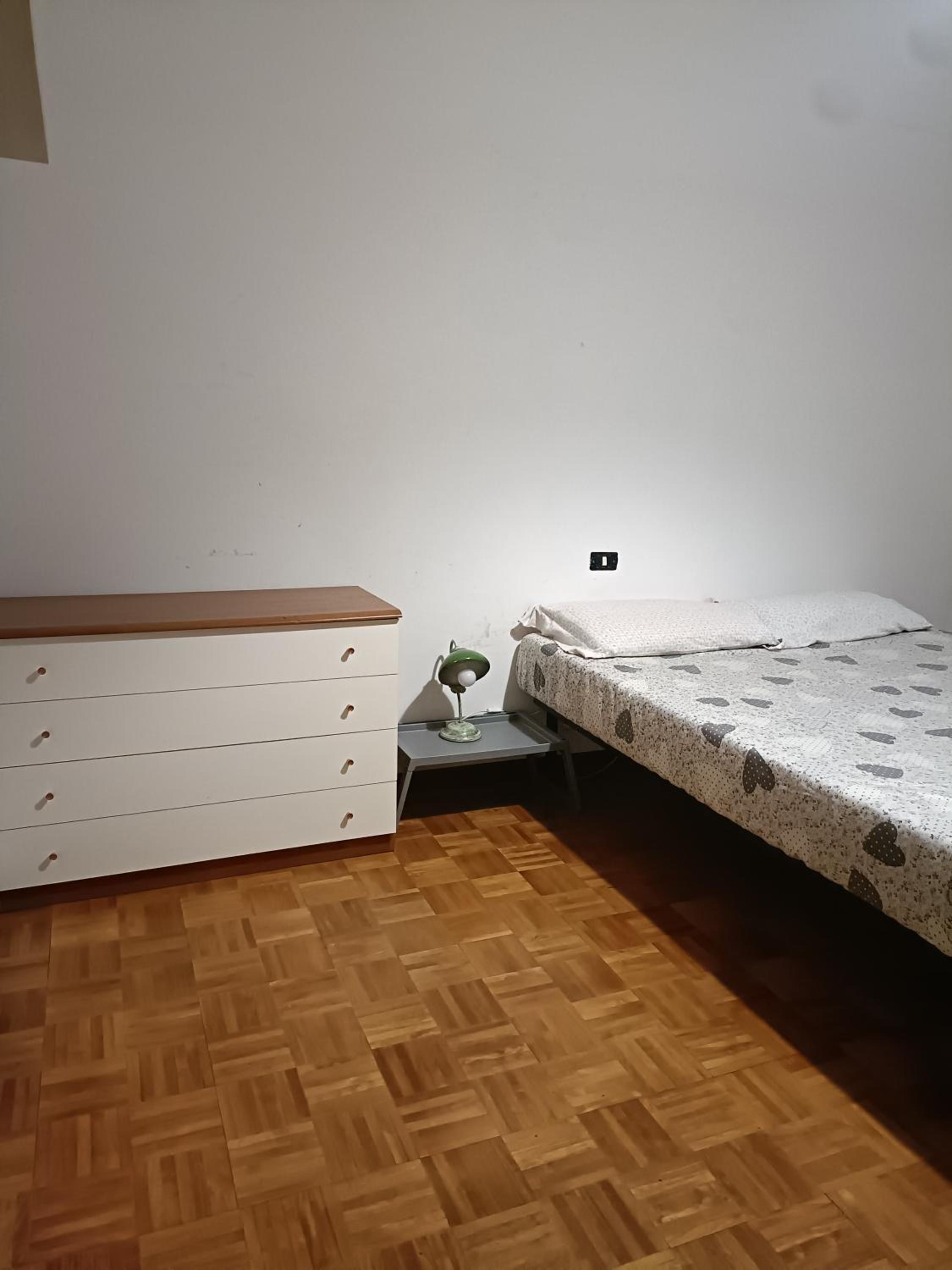 Double Room with Shared Bathroom photo 3