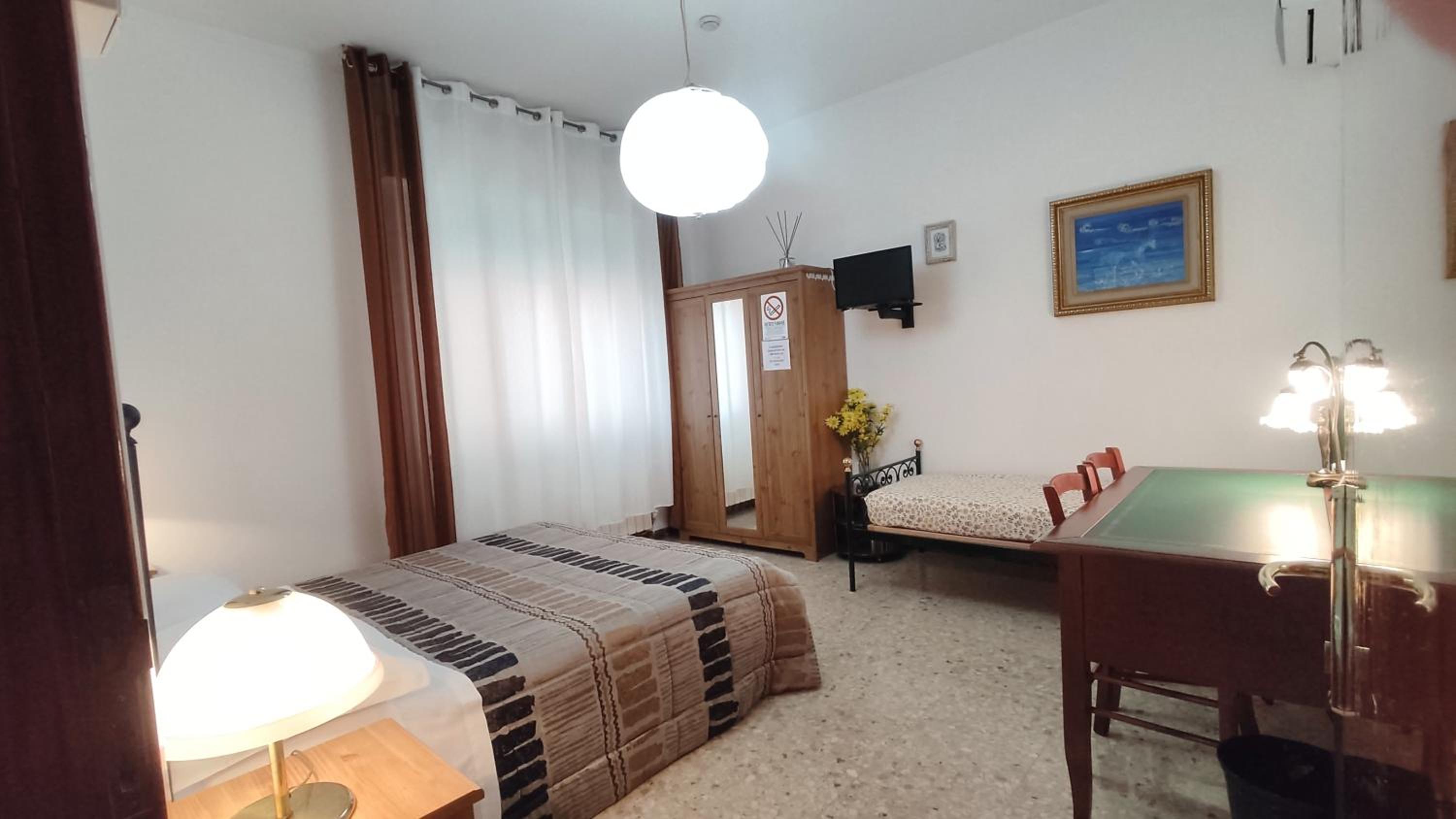 Triple Room with Private External Bathroom photo 1