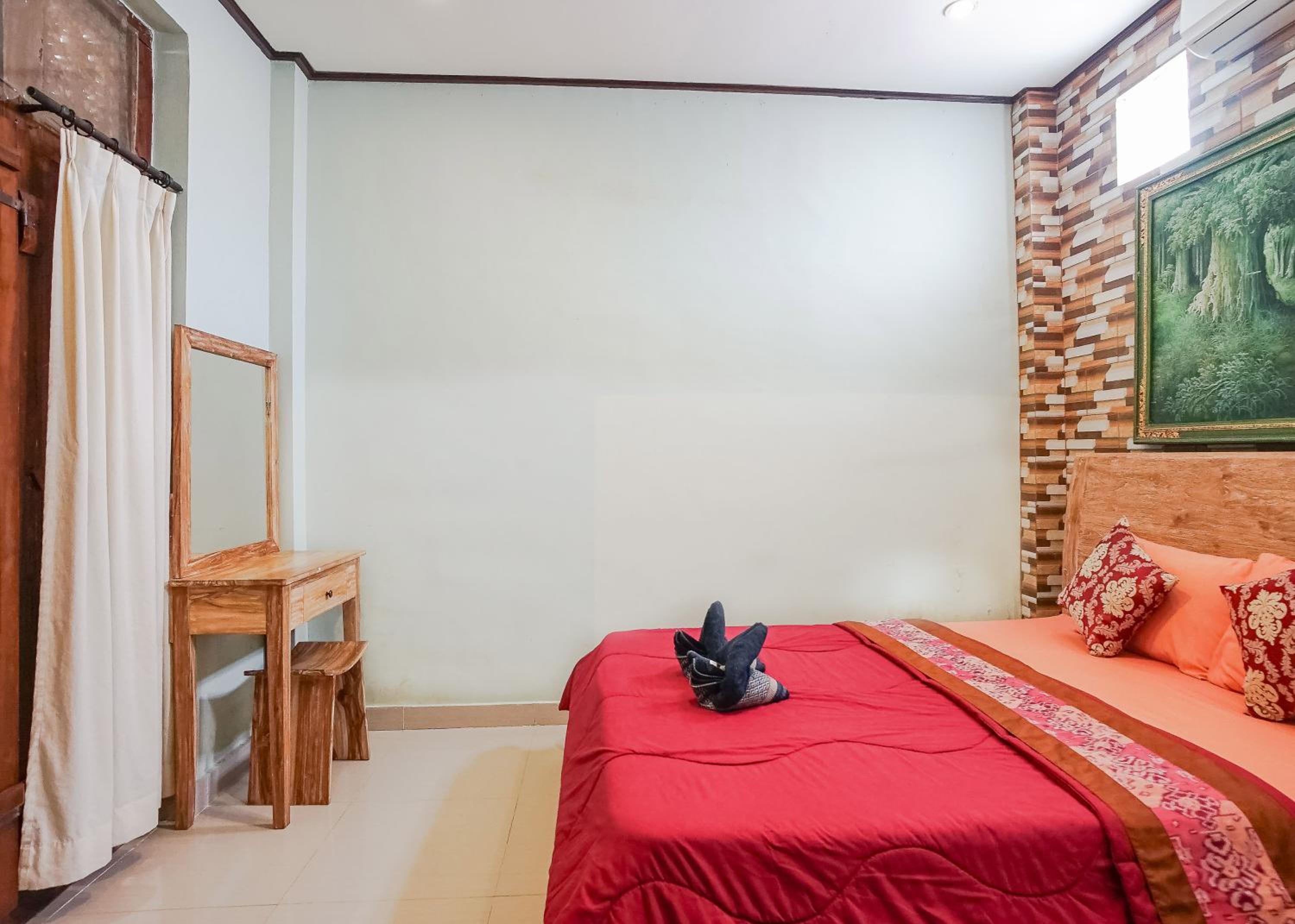 Double Room - Photo 5