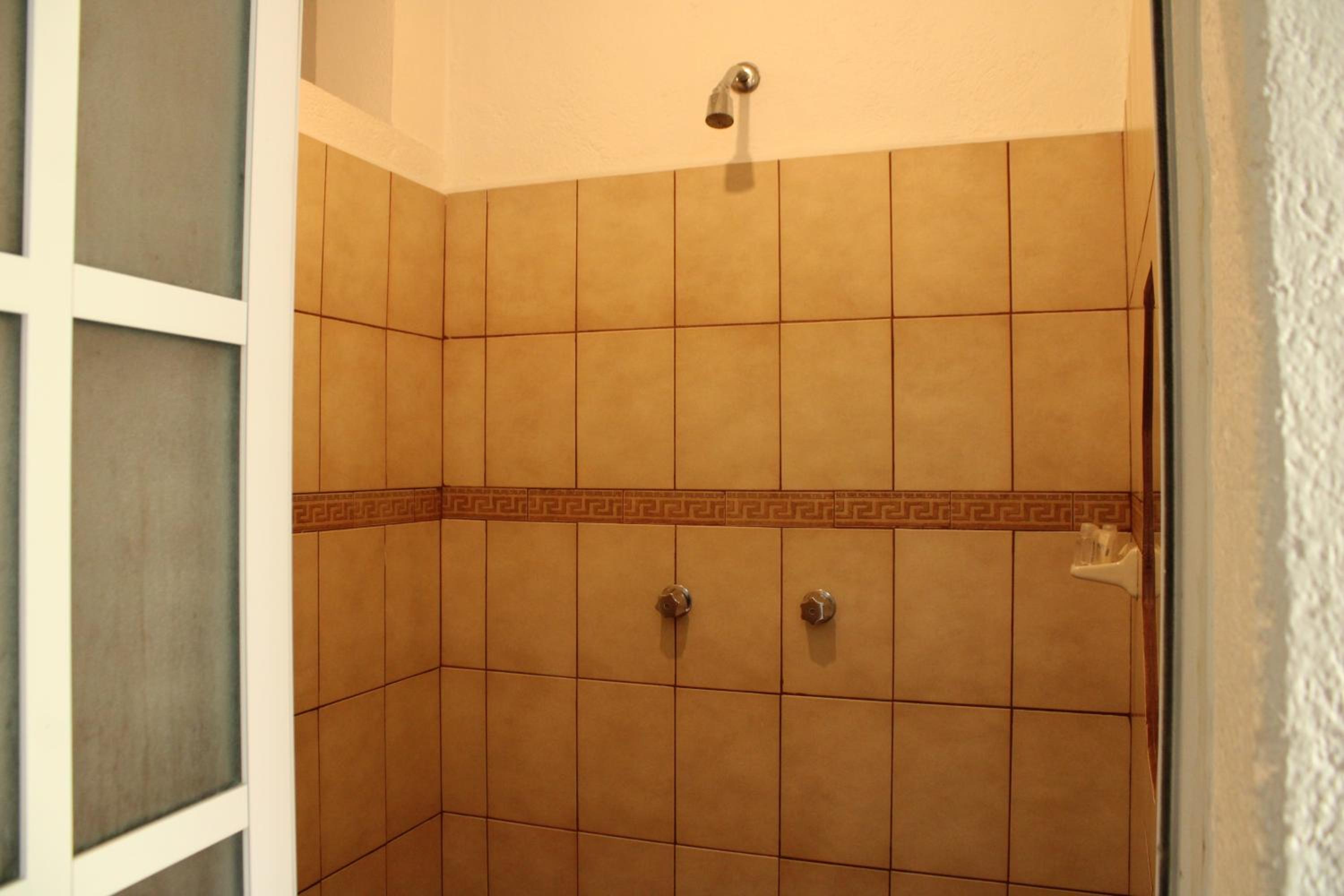 Large Double Room photo 2