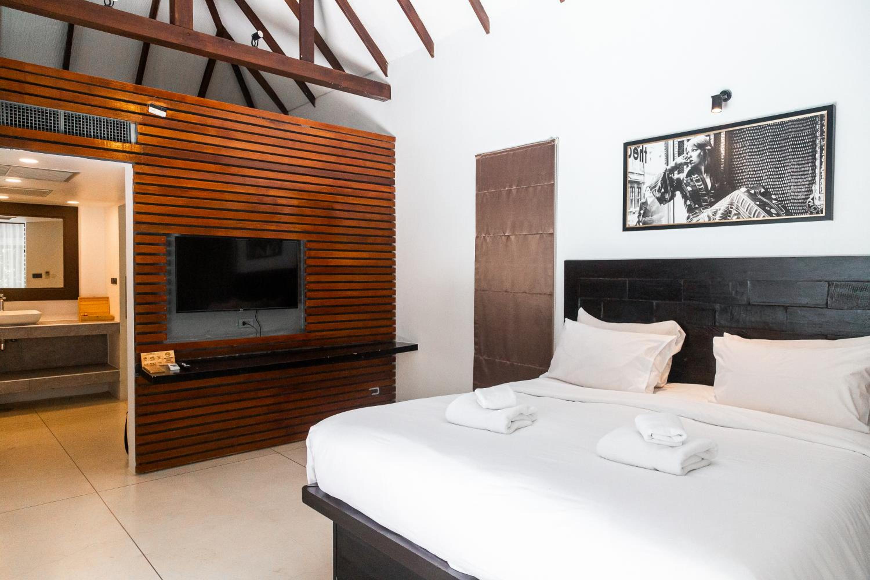 Two-Bedroom Family Pool Villa - Photo 5