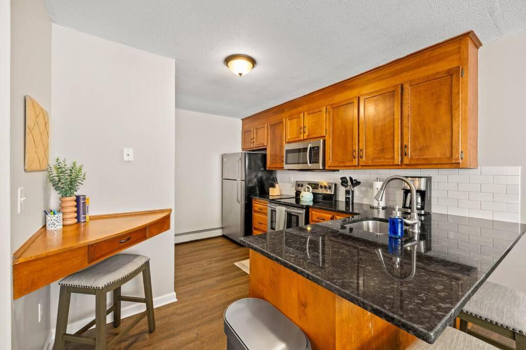 Two-Bedroom Apartment photo 2