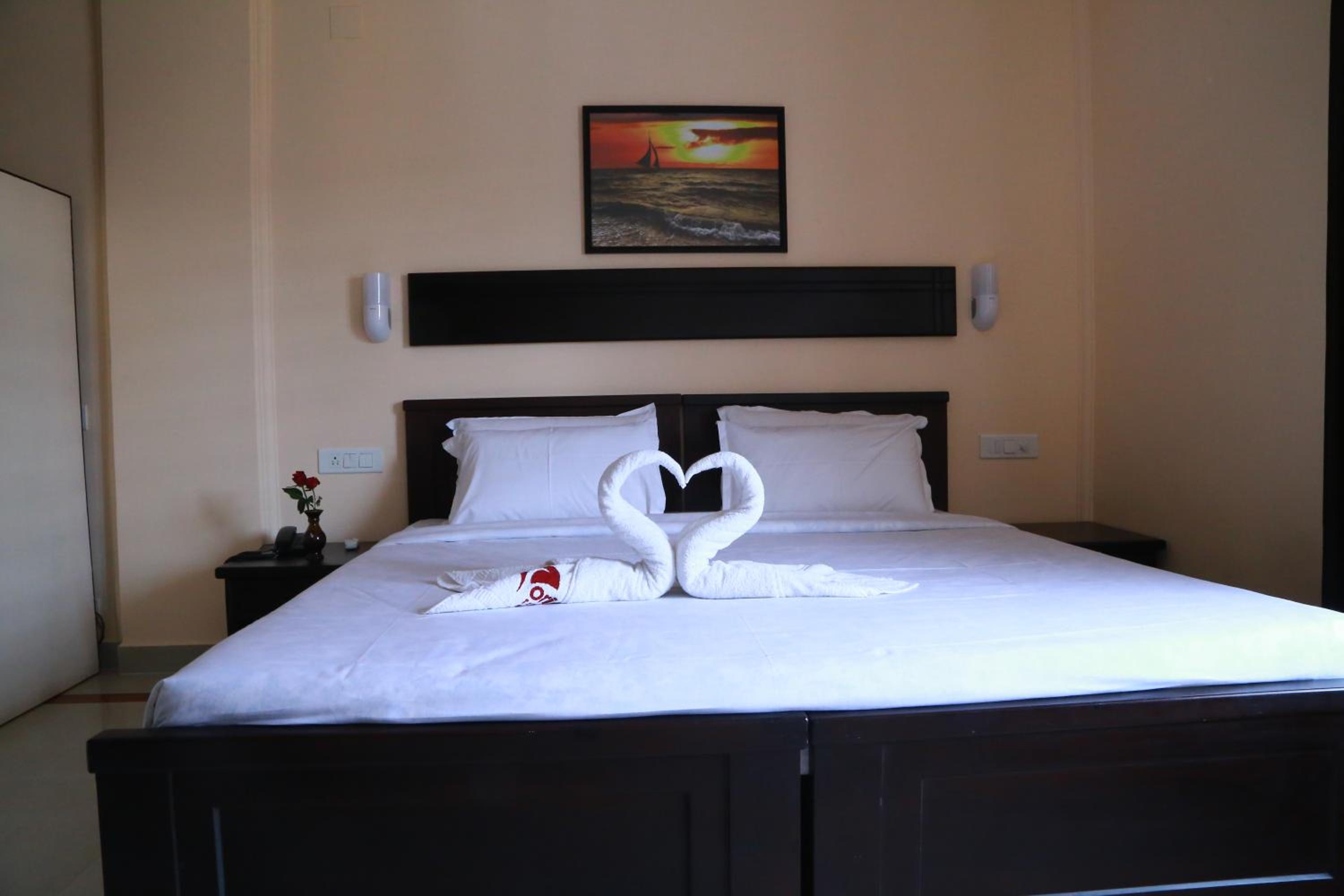 Standard Double Room with Fan photo 1