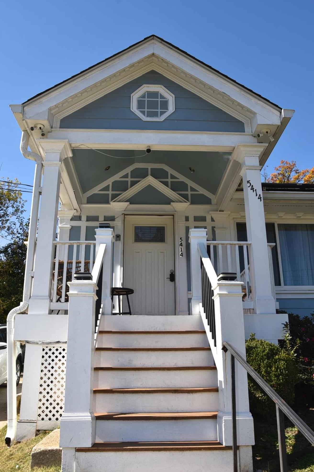 Four-Bedroom House photo 3