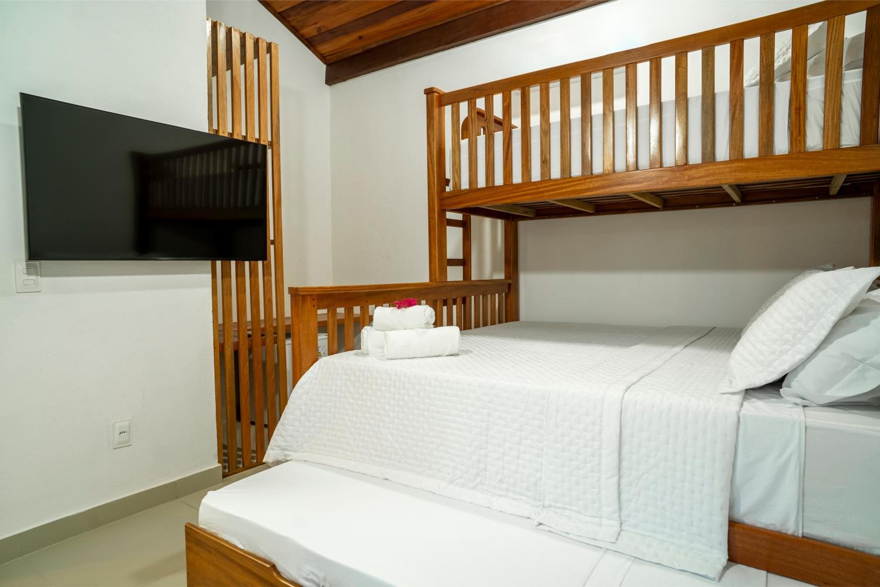 Family Suite with Balcony photo 2