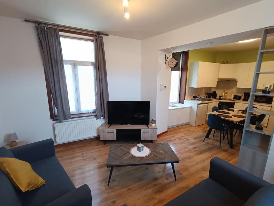 Two-Bedroom House photo 2