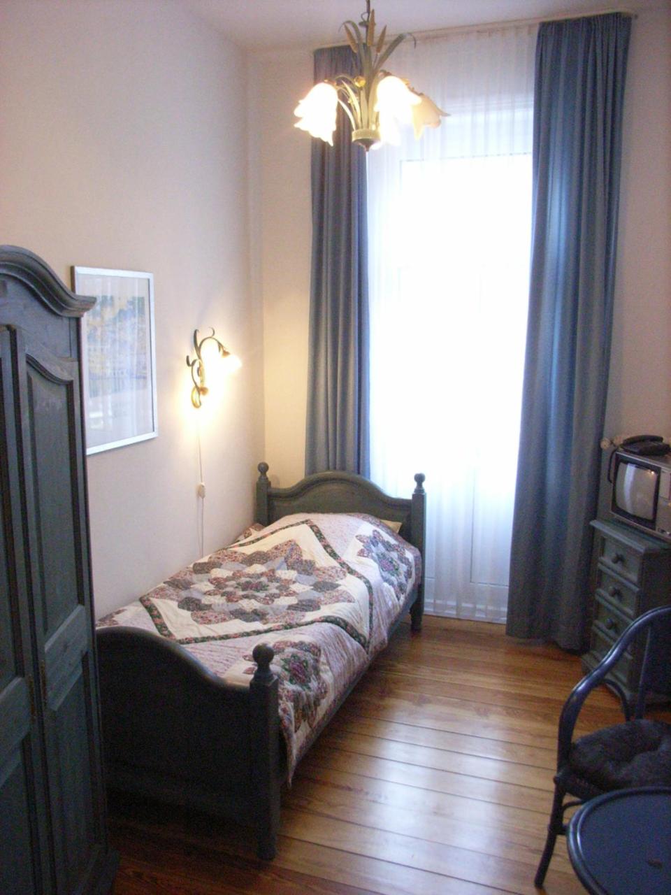 Single Room photo 1