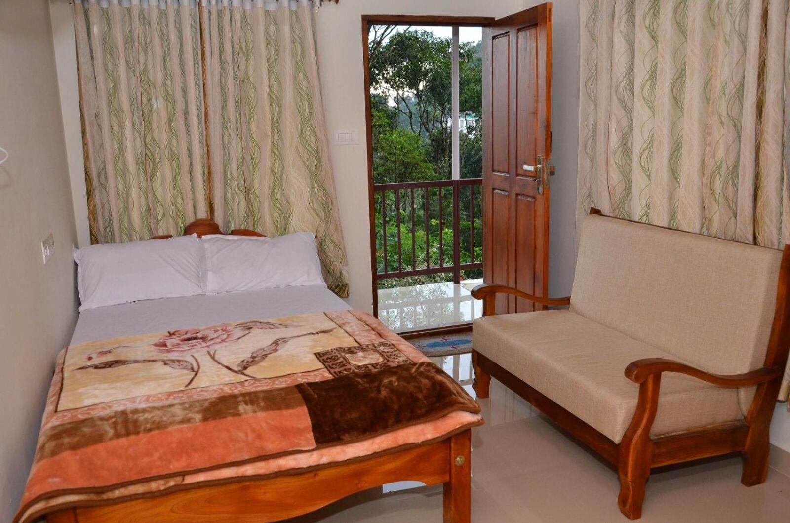 Budget Double Room photo 1