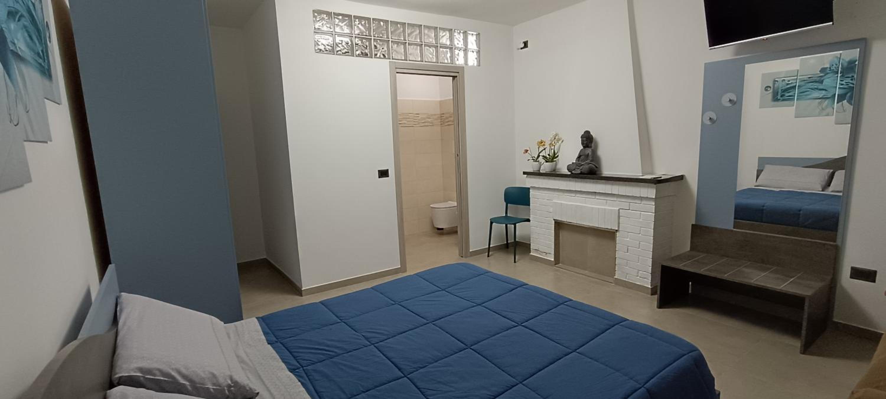 Double Room with Private Bathroom photo 2
