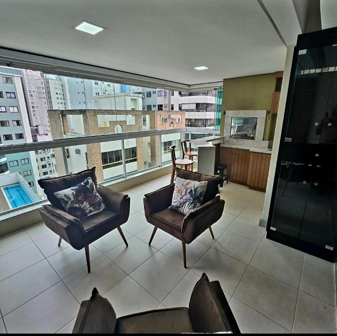 Three-Bedroom Apartment photo 1