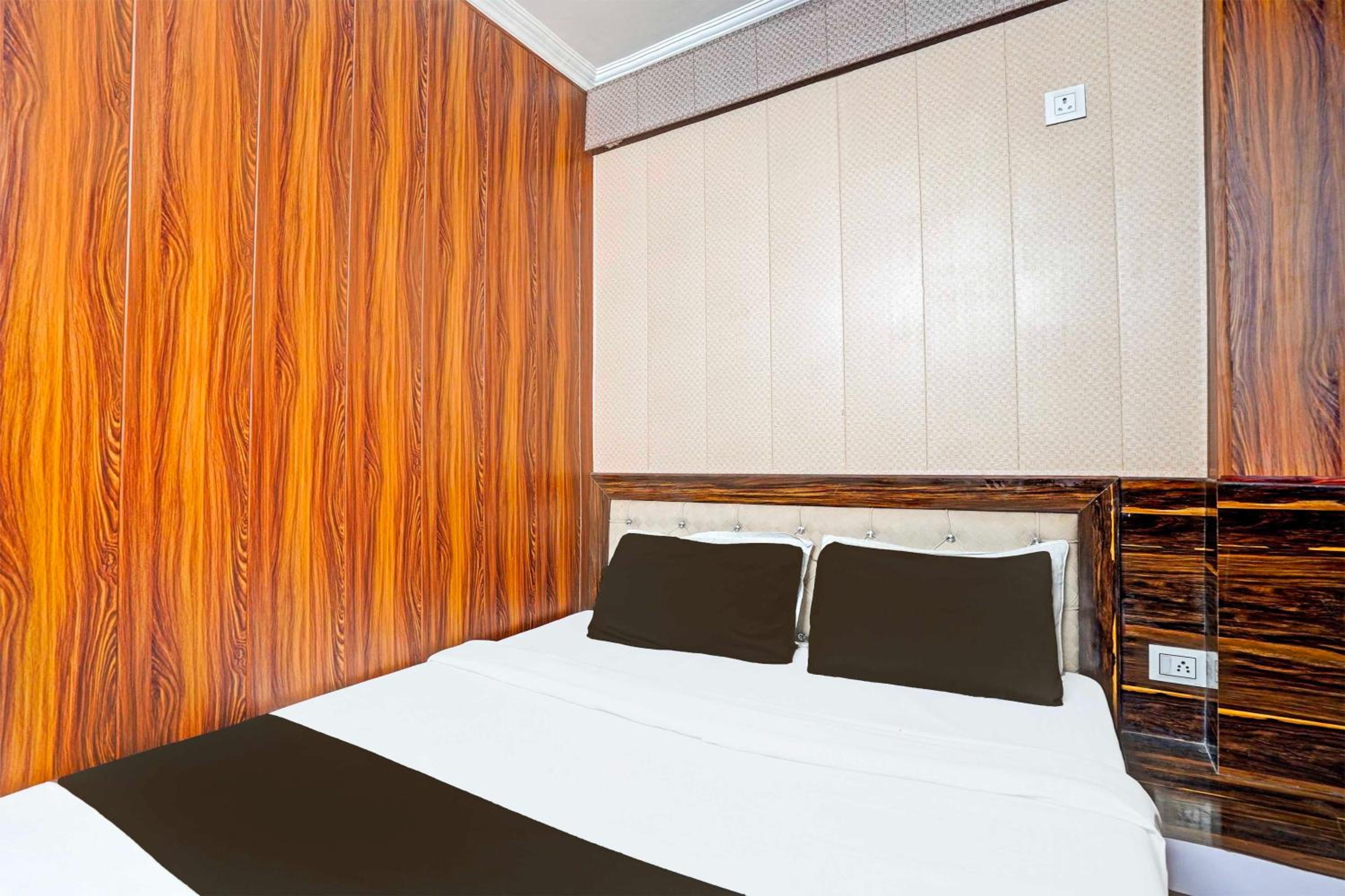 Classic Triple Room photo 3