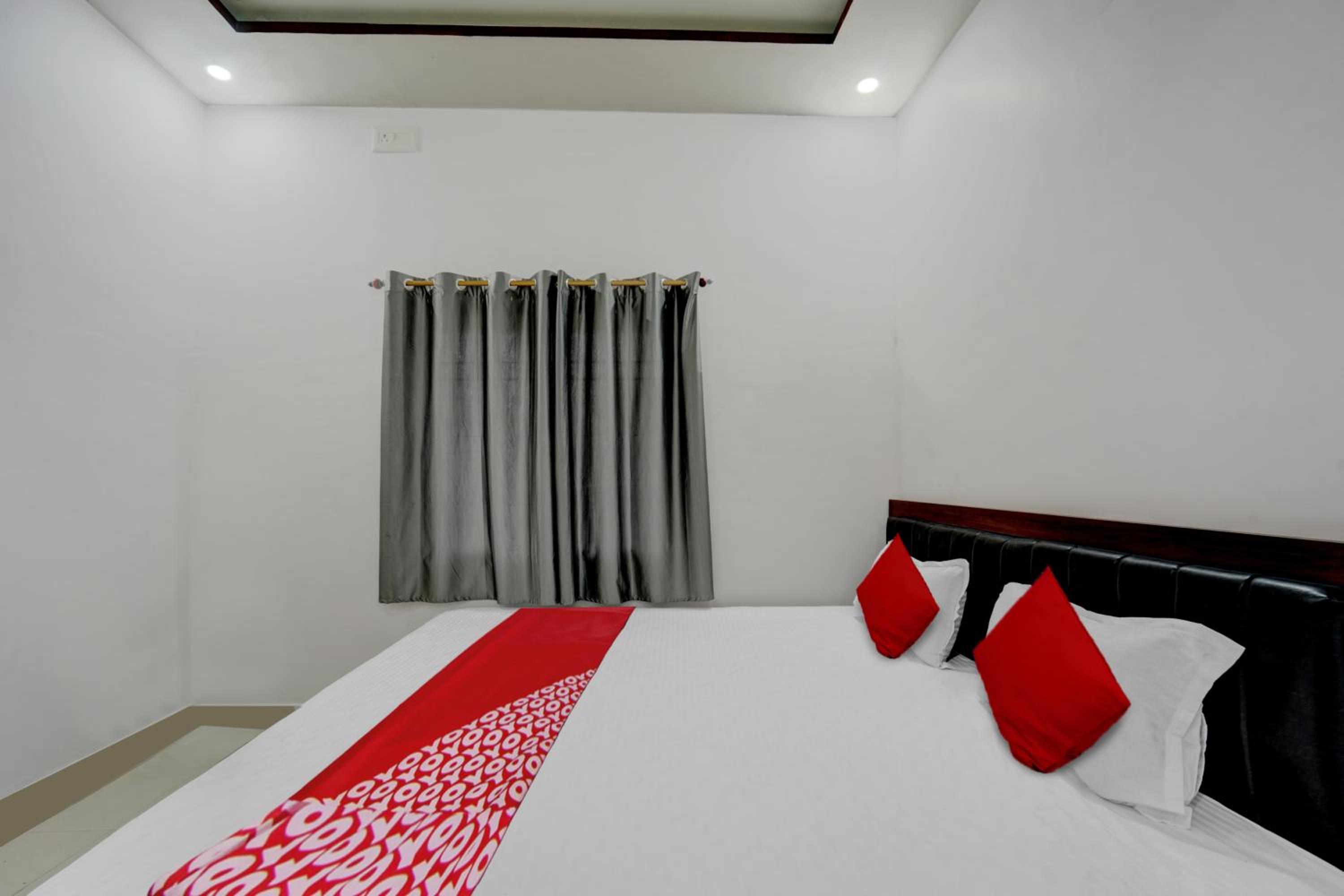 Standard Double Room photo 2