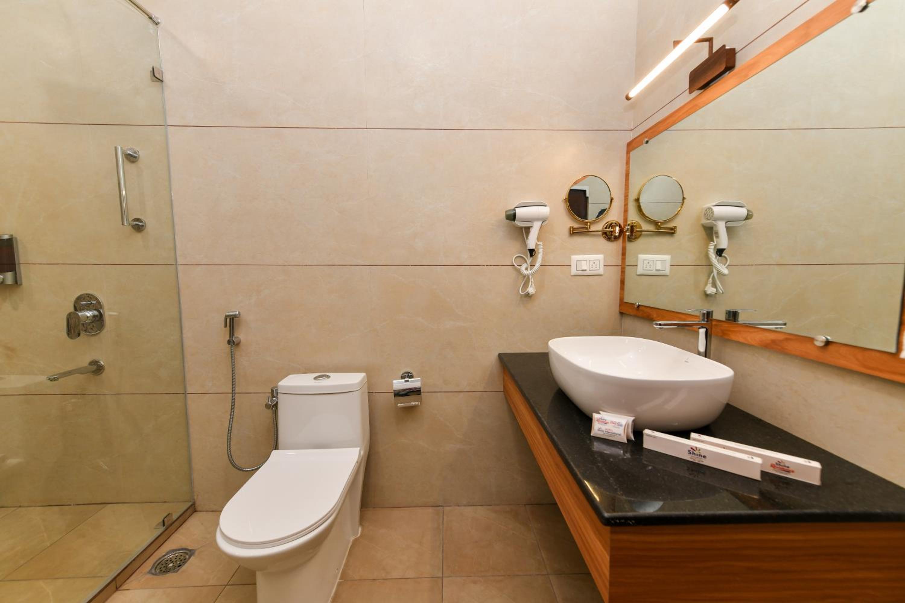 King Suite photo 3