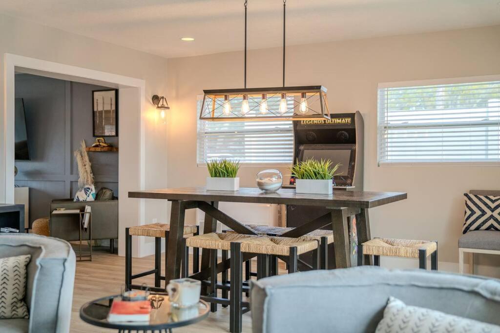 Three-Bedroom House photo 1