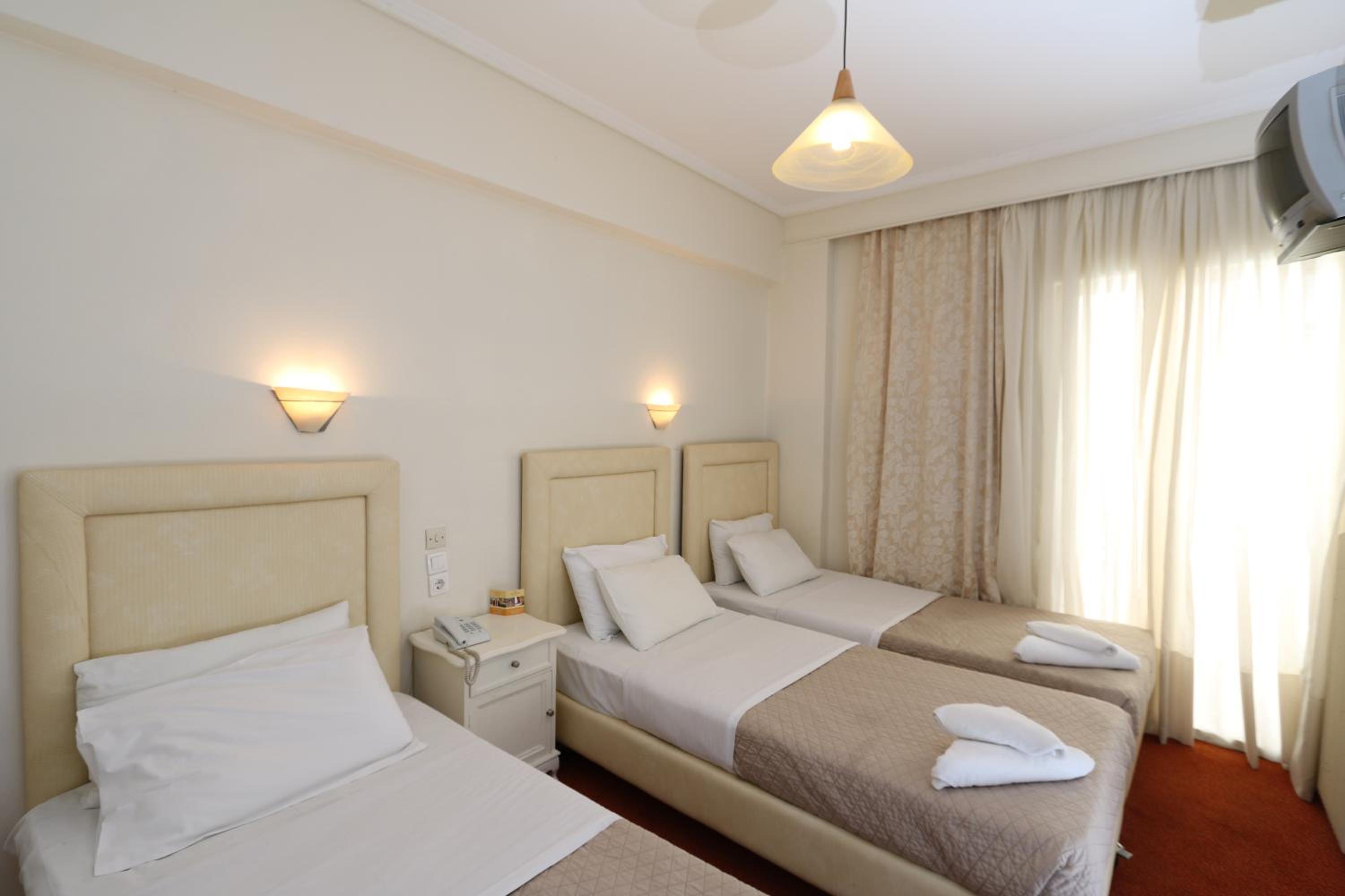 Triple Room photo 3
