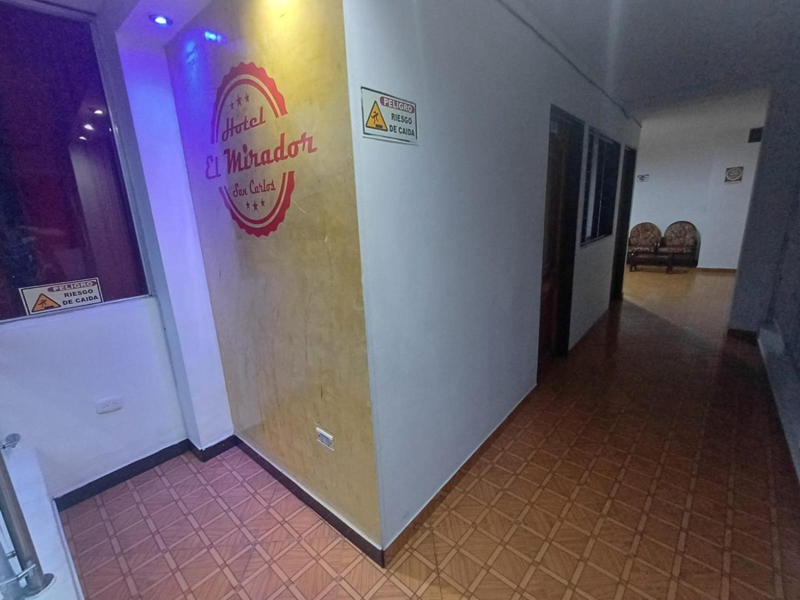 Double or Twin Room photo 3